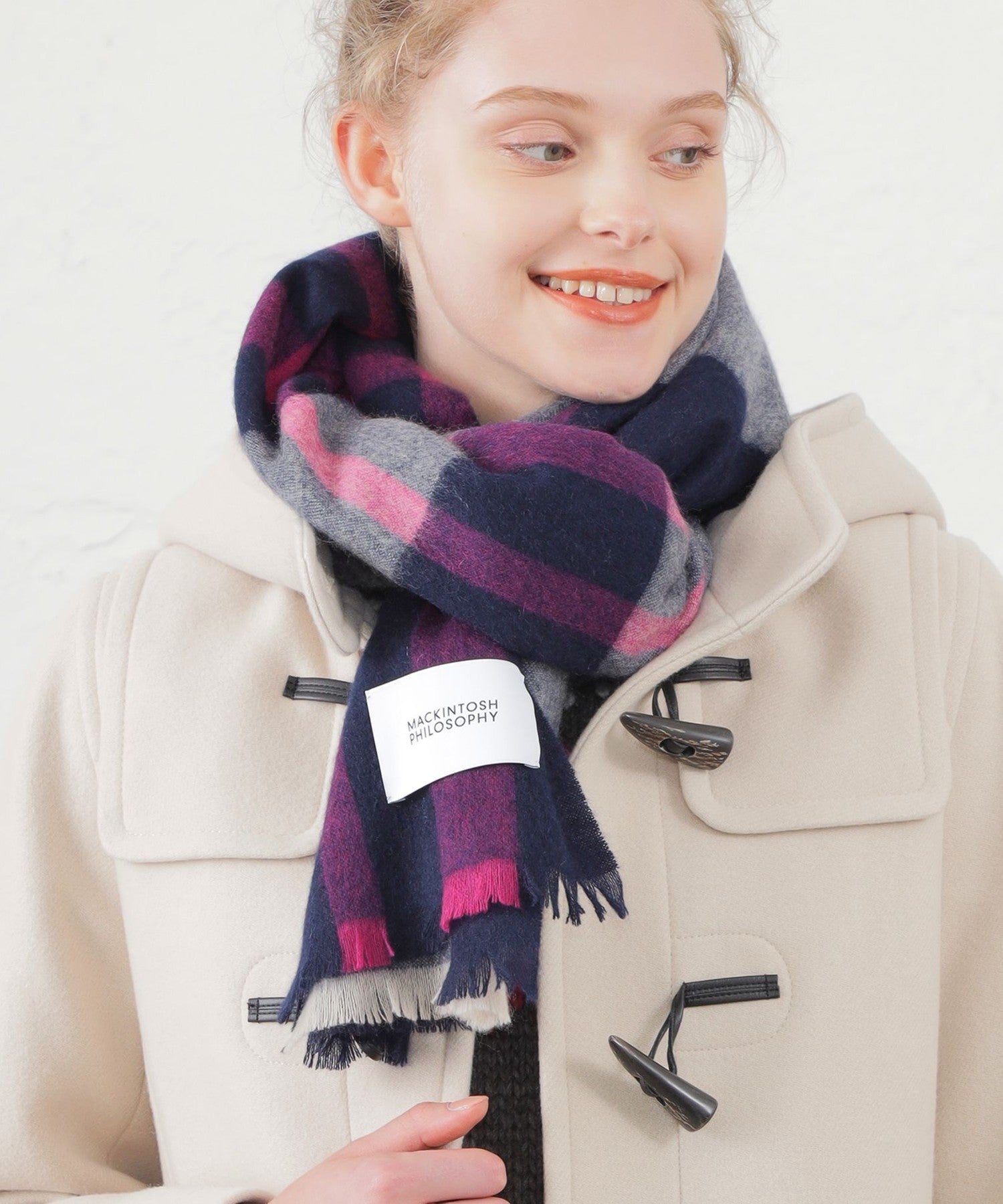 2301-H570122716__A,16,