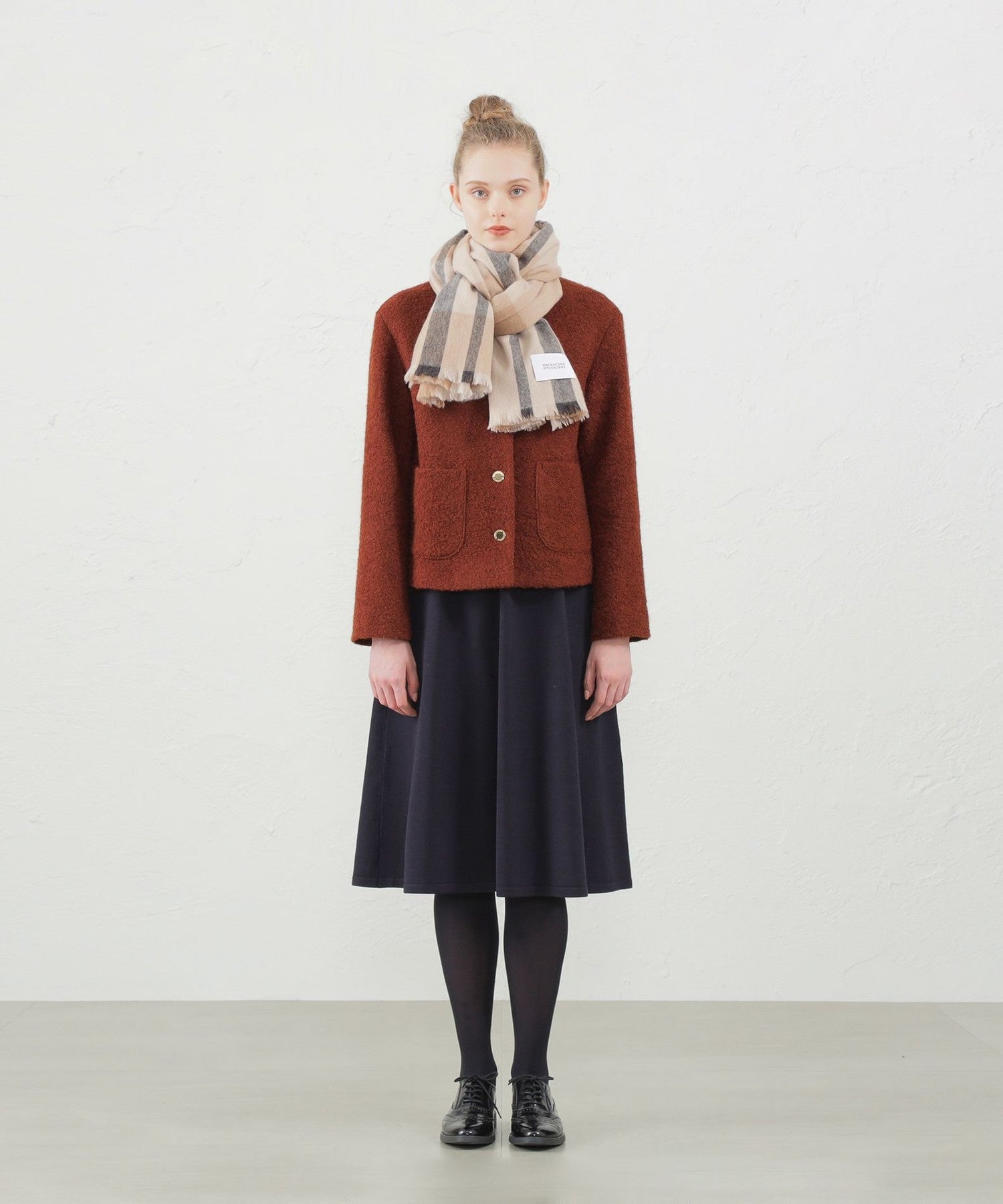 2301-H570122720__I,20,