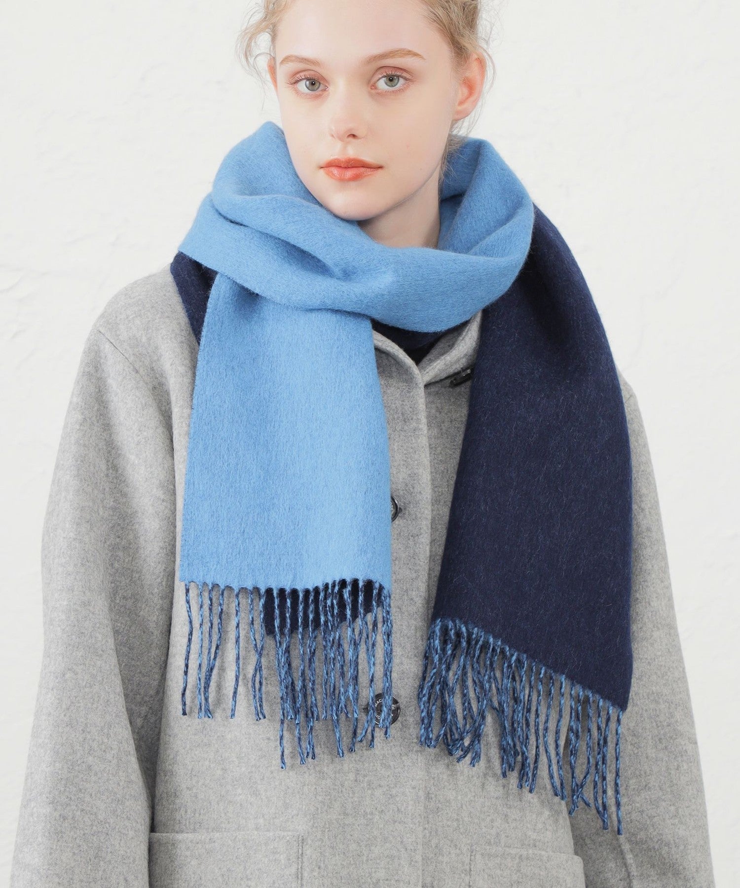 2301-H570322825__A,25,