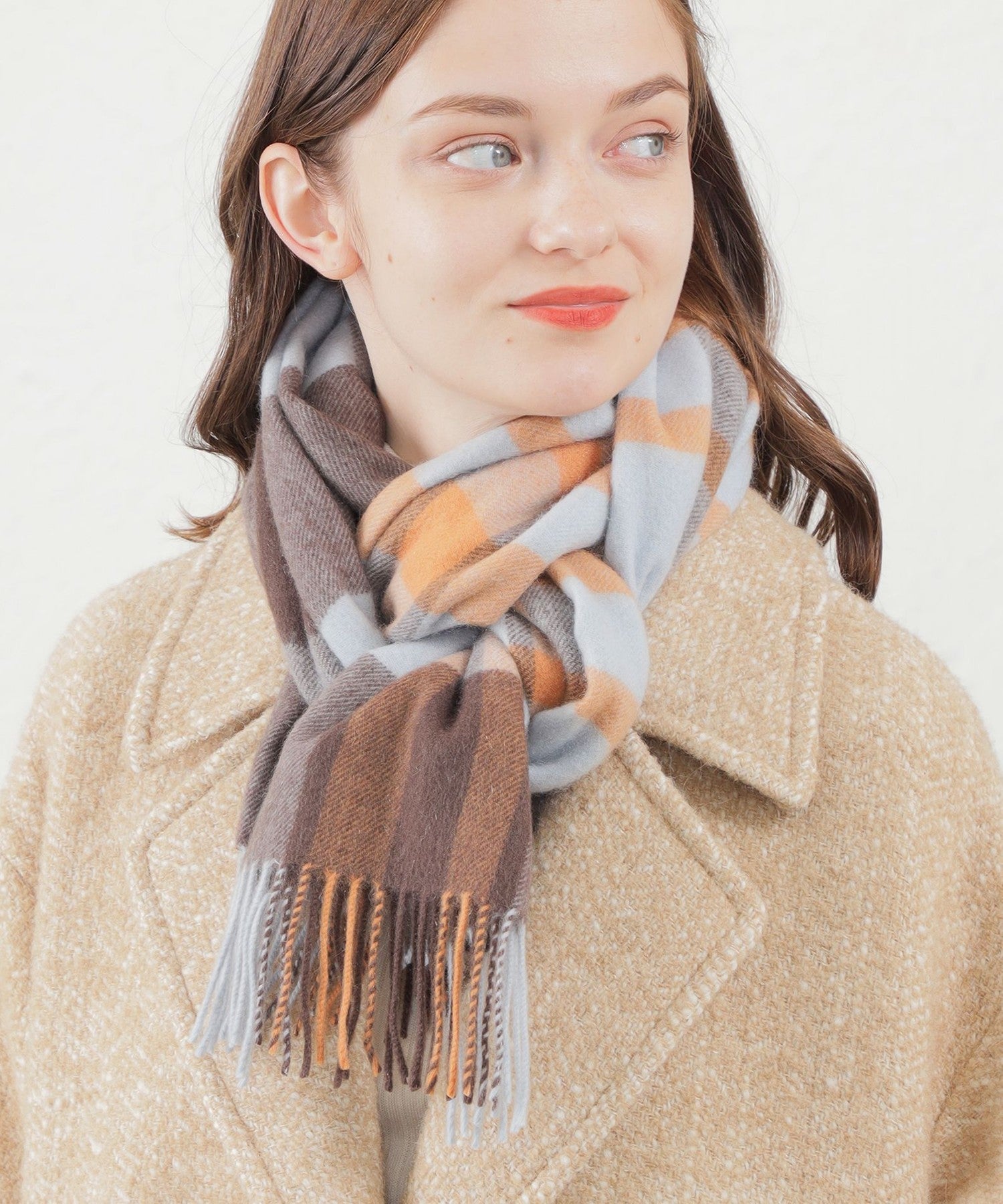 2301-H571022720__A,20,