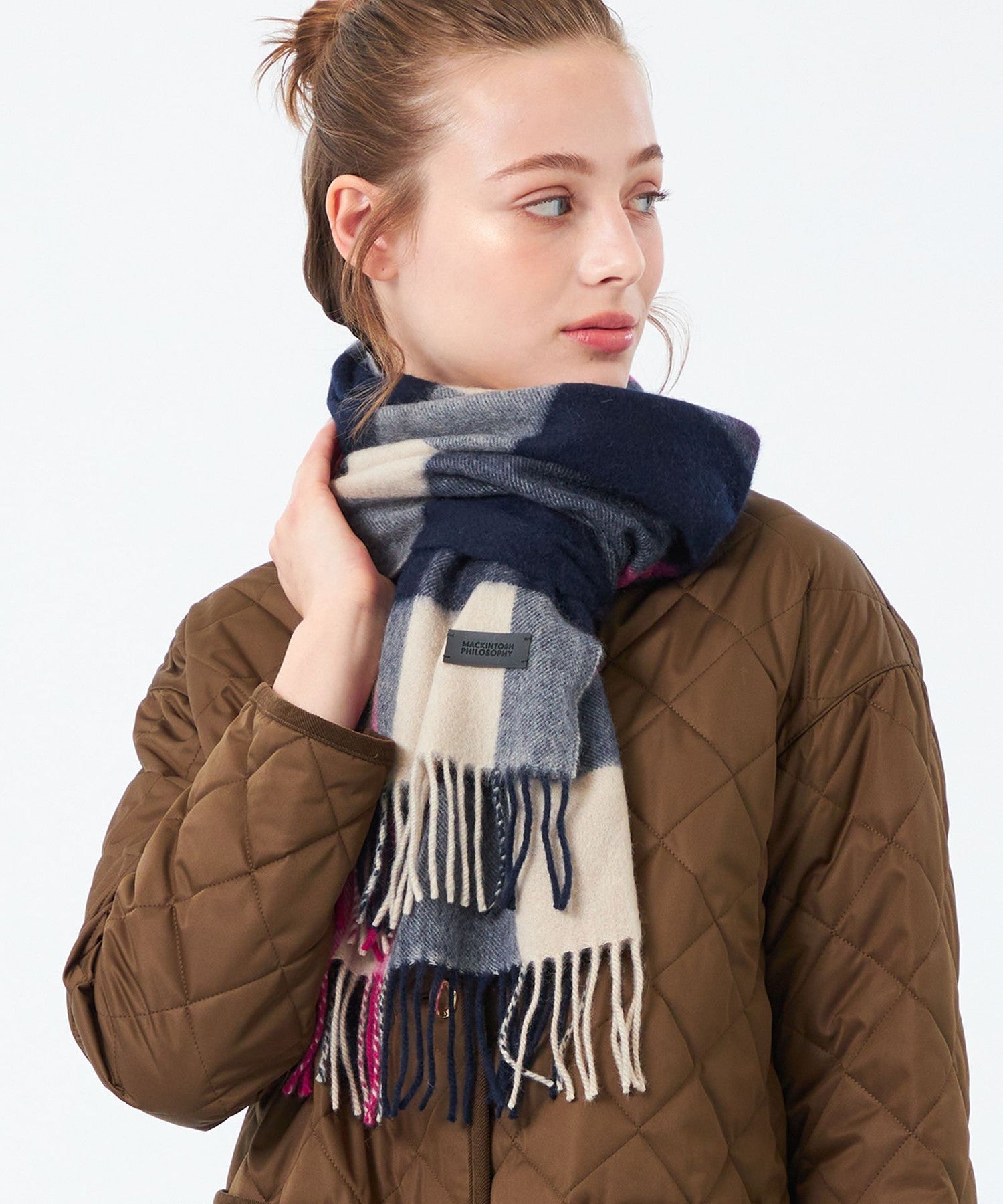 2301-H571063129__A,29,