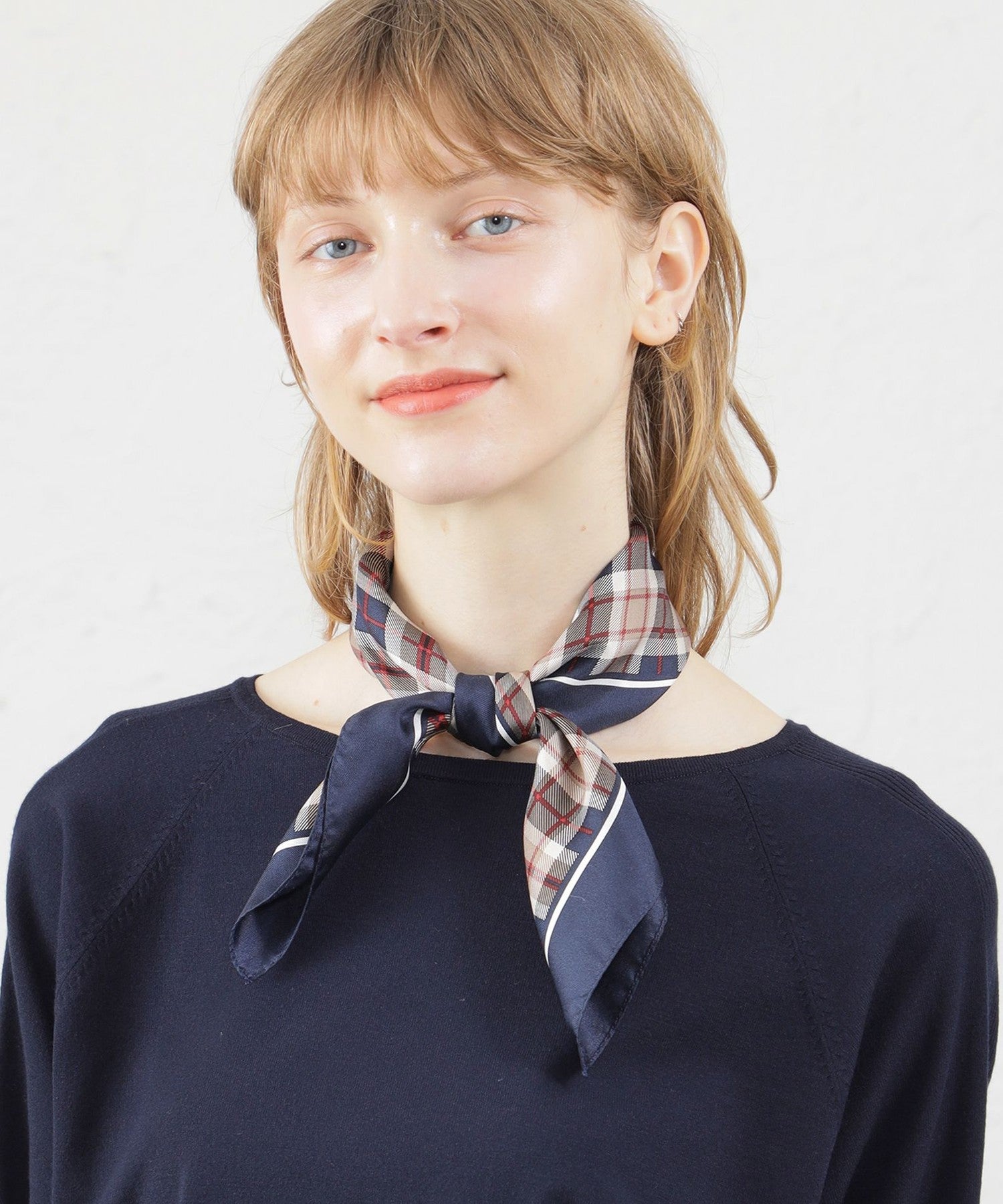 2301-H572142229__A,29,