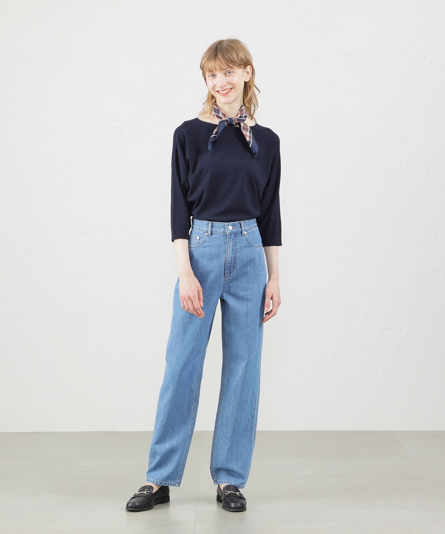 2301-H572142229__J,29,