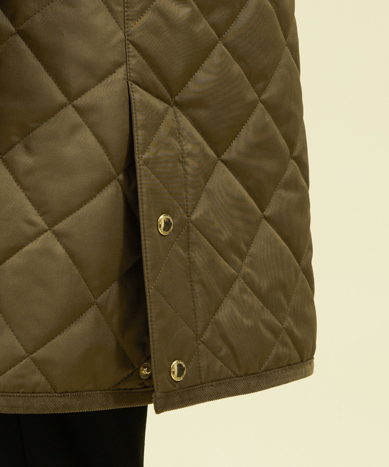 2301-H5A0343079__Q,79,