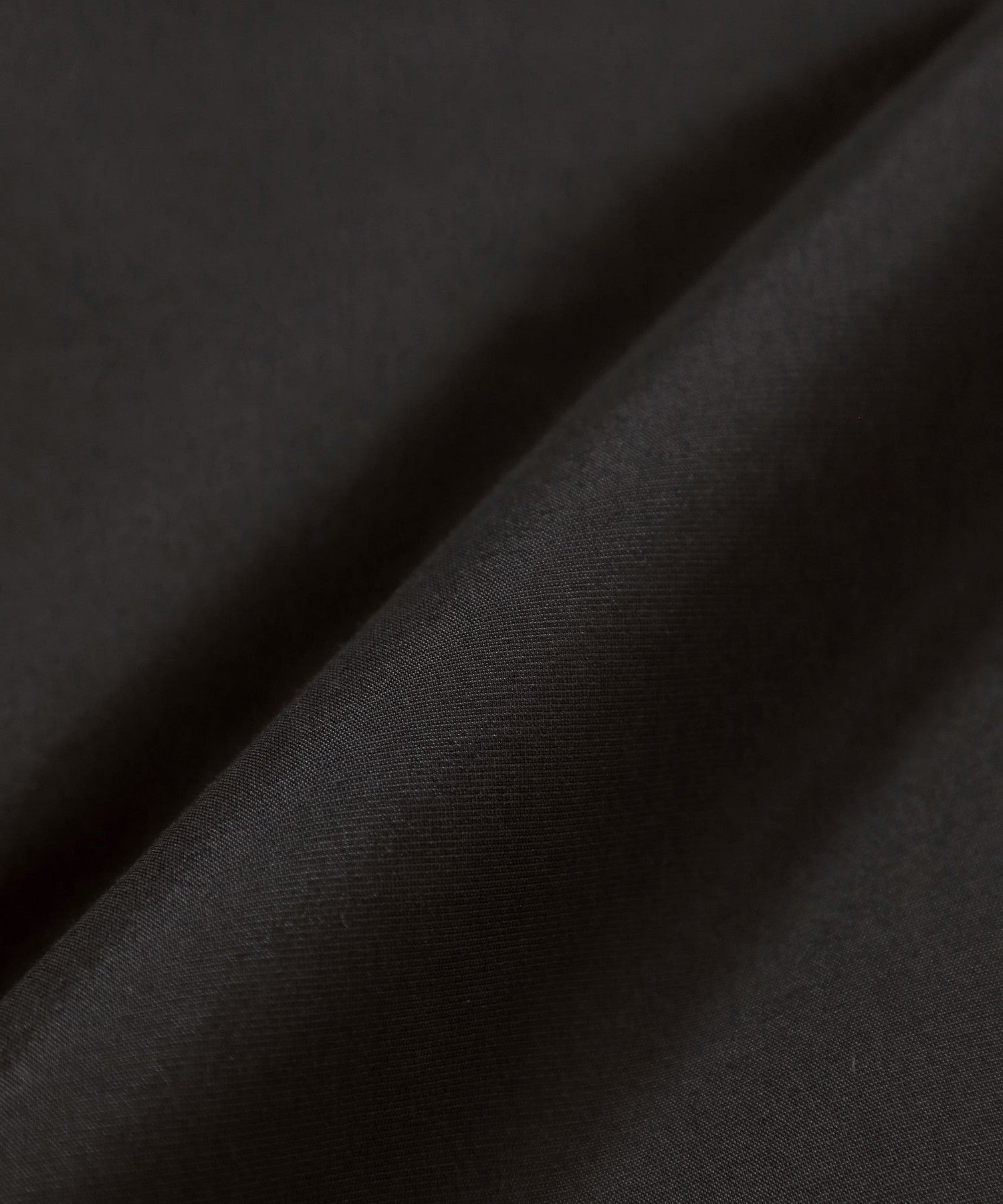 2301-H5A3768303__R,03,