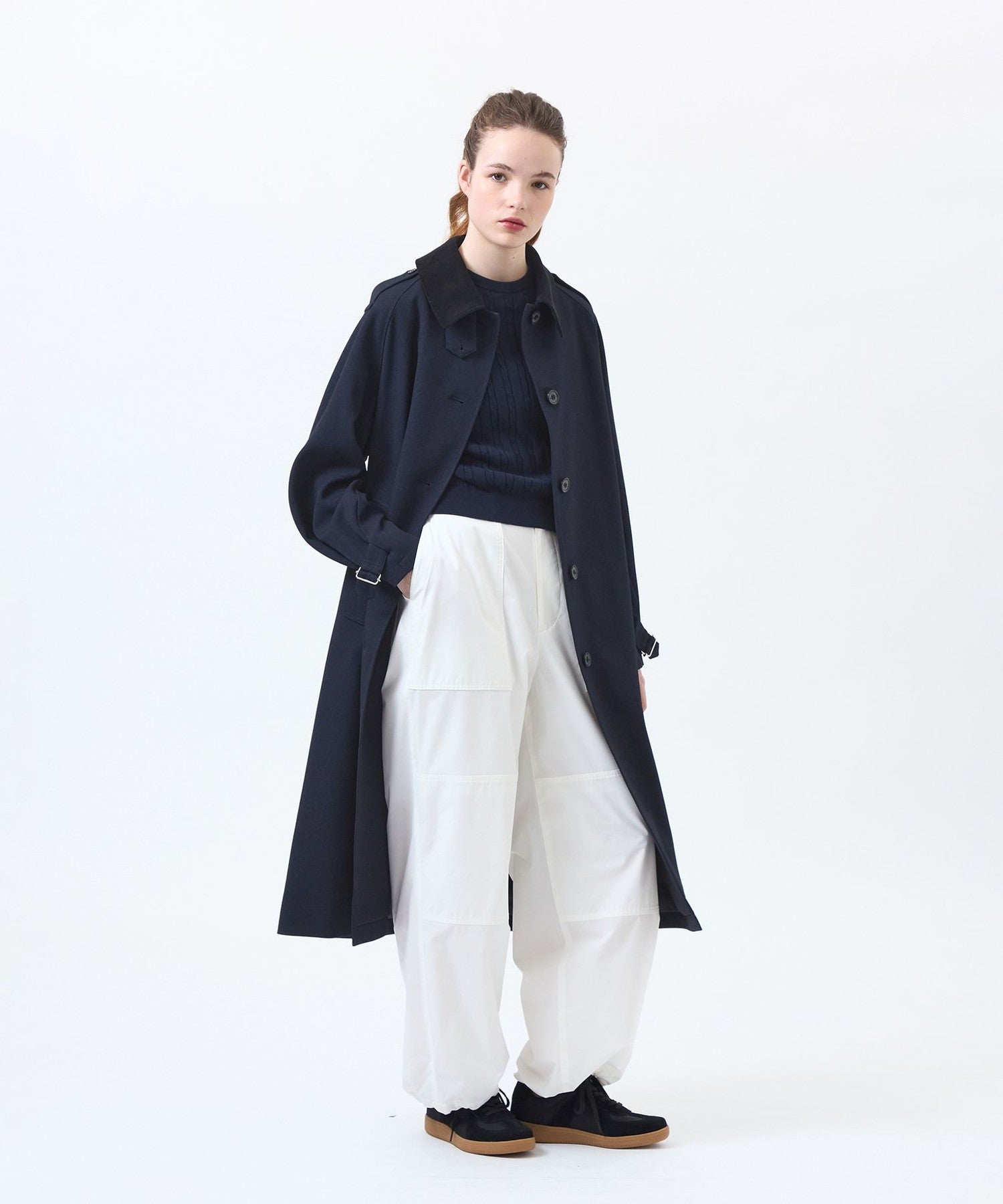 2301-H5A5374229__I,29,