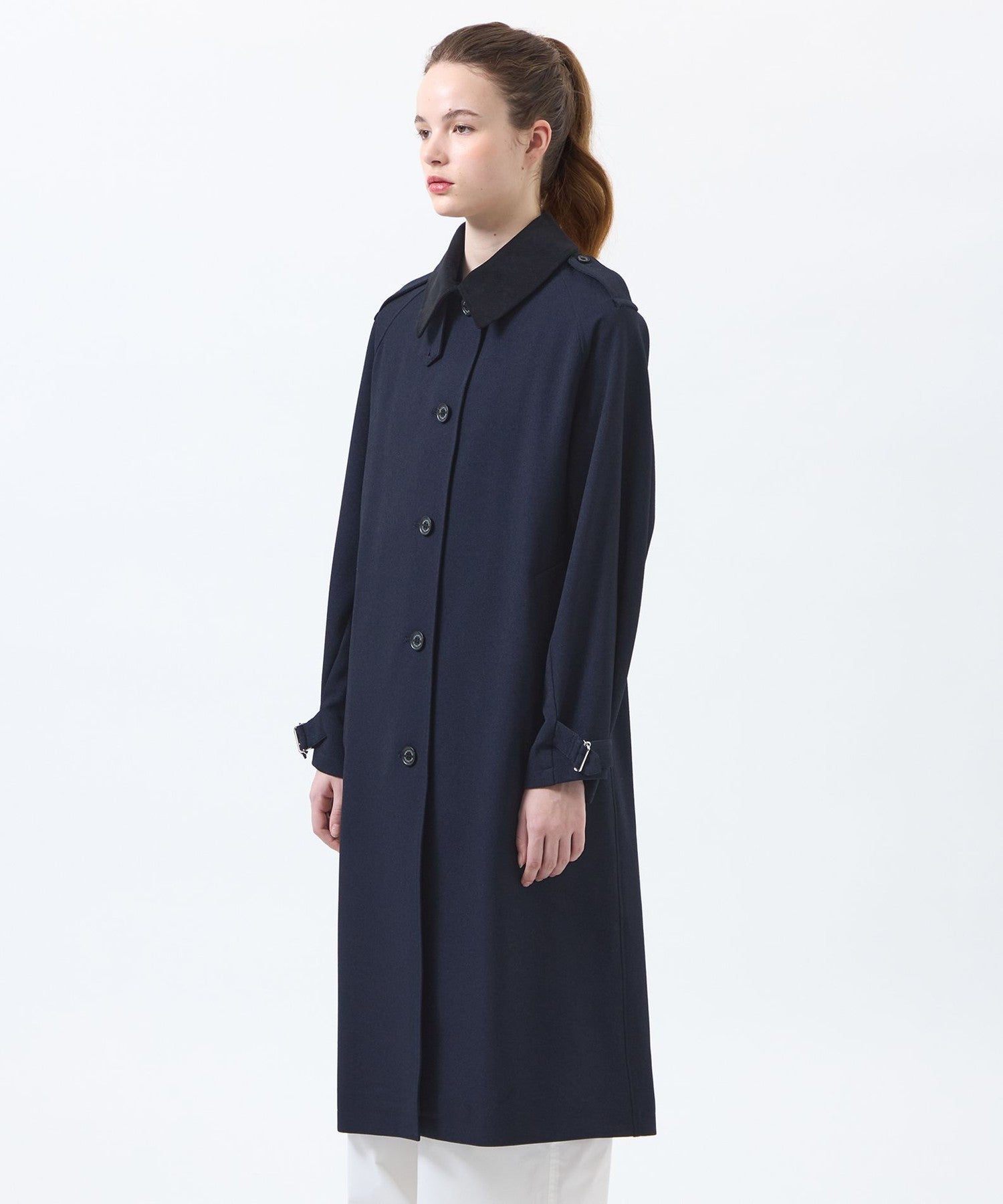 2301-H5A5374229__L,29,