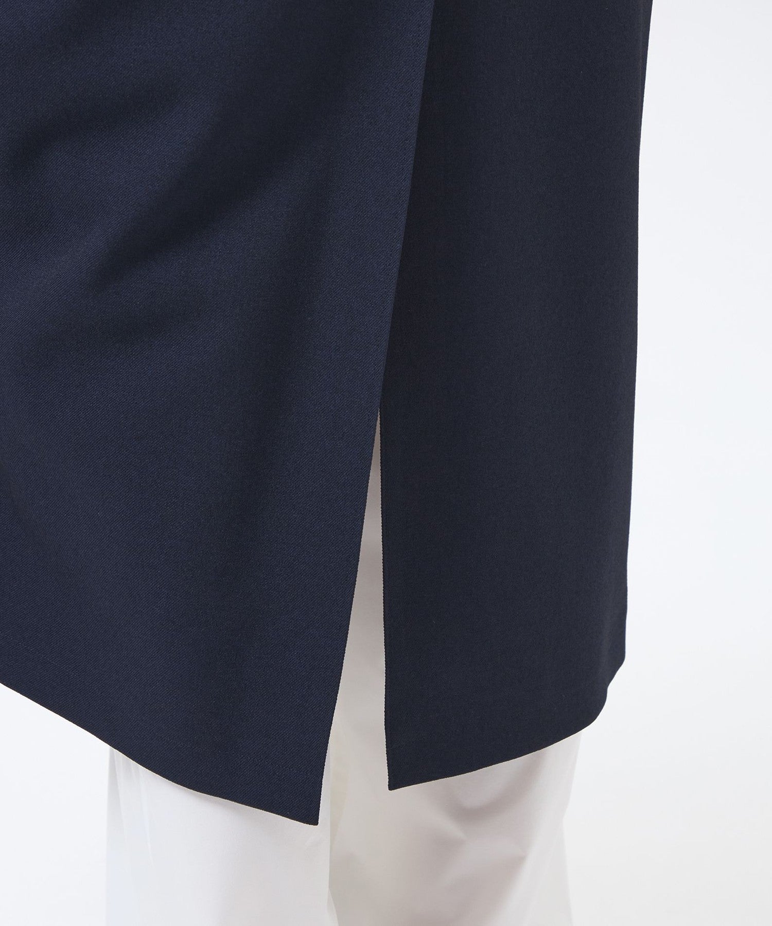 2301-H5A5374229__P,29,