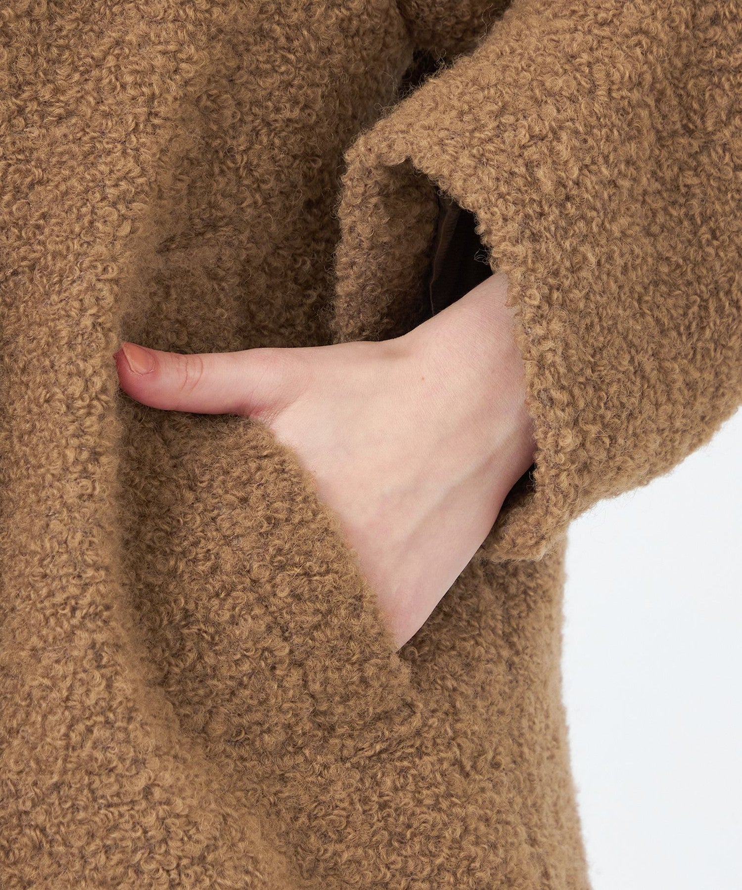 2301-H5B1565140__Q,40,