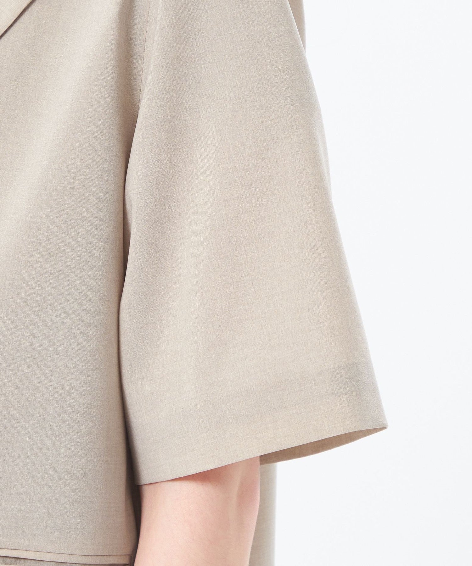 2301-H5E0656240__N,40,