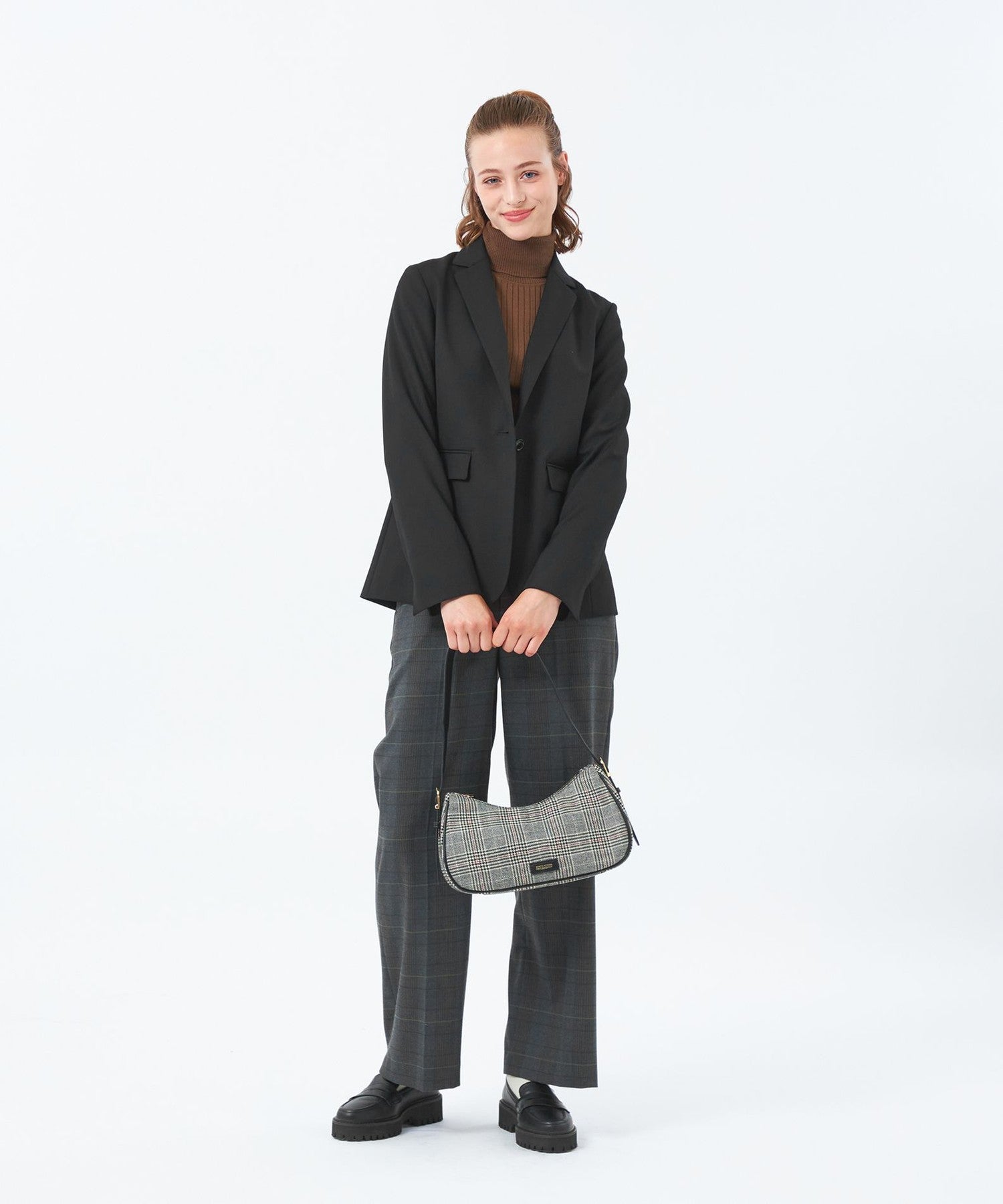 2301-H5E1065429__J,29,