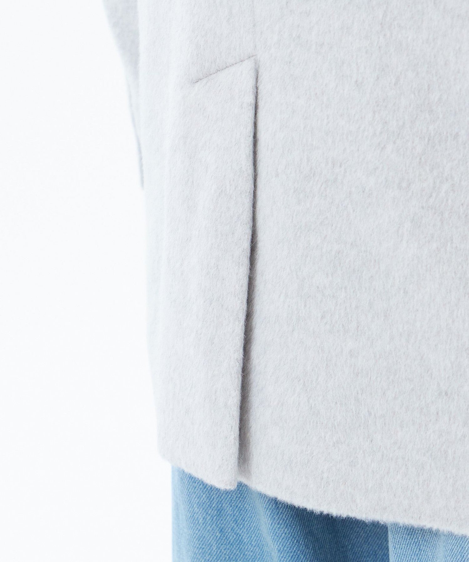 2301-H5E8368506__P,06,