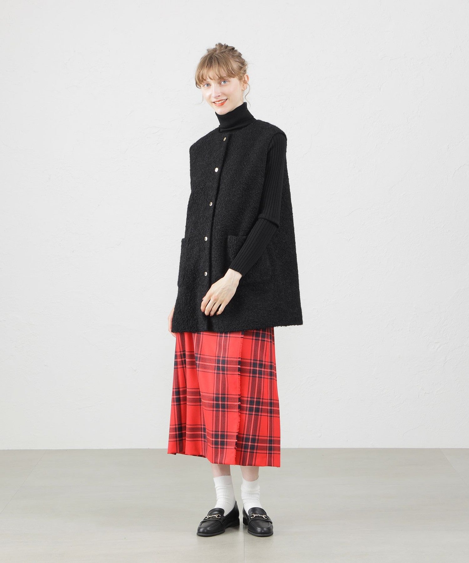 2301-H5F0744103__L,03,