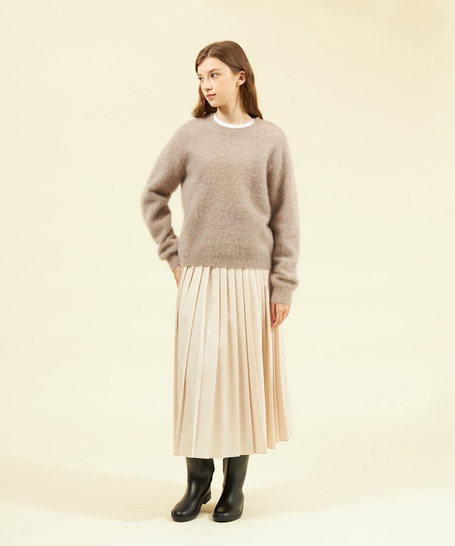 2301-H5N0141640__L,40,