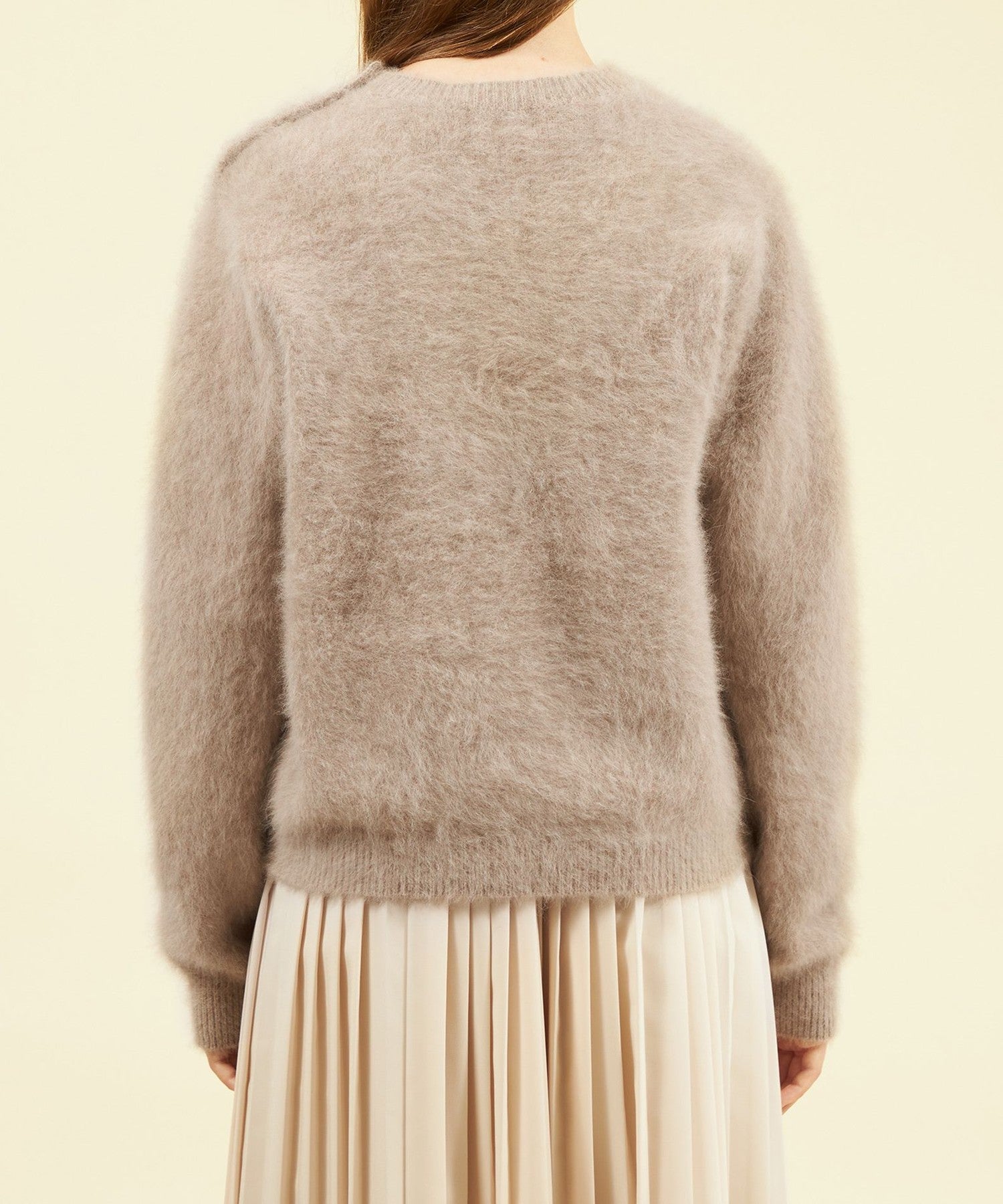 2301-H5N0141640__O,40,