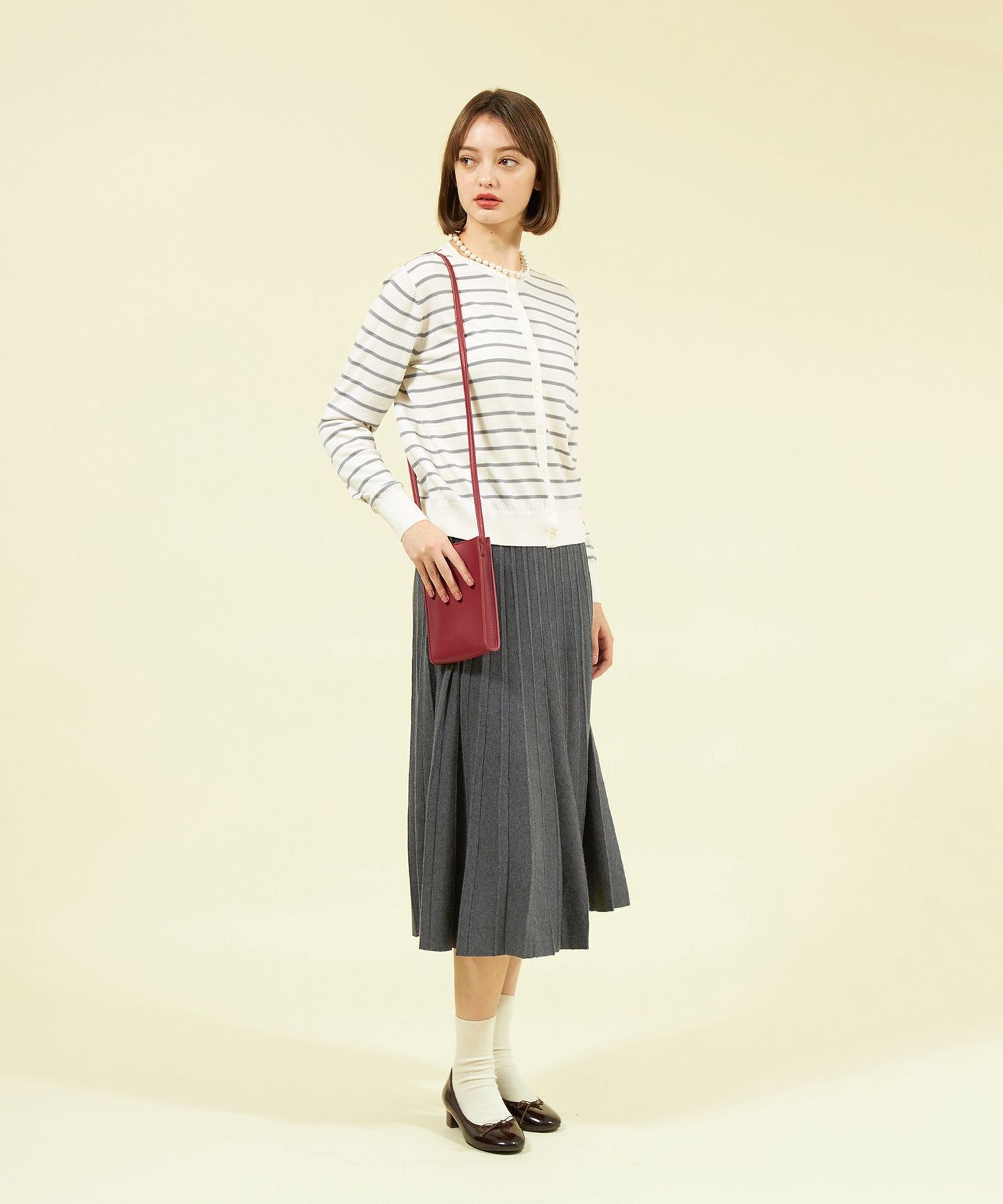 2301-H5N0148624__I,24,