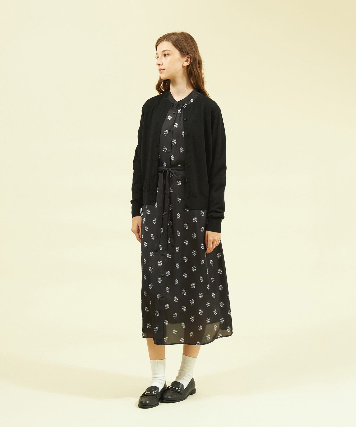 2301-H5N0148624__J,24,