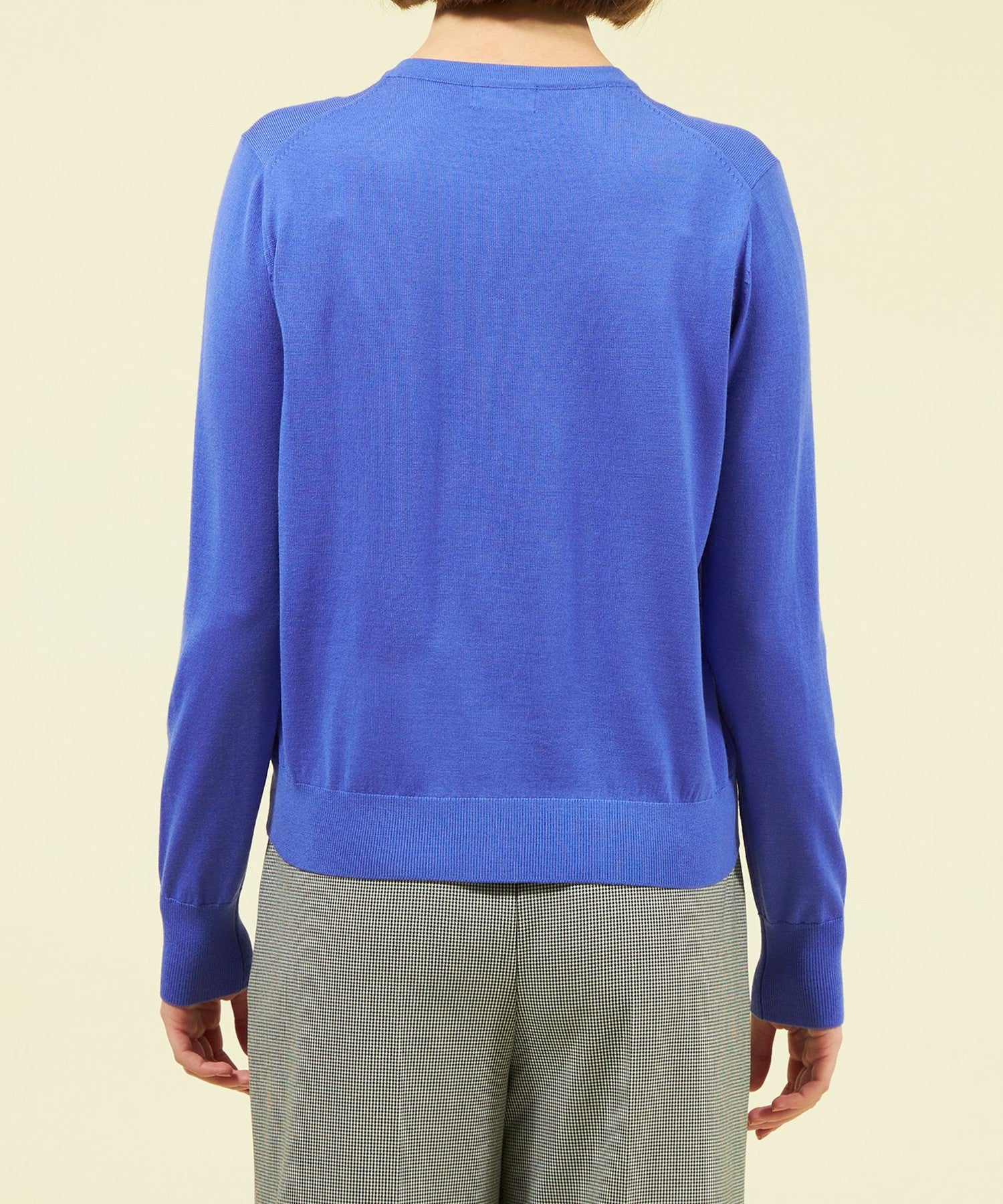 2301-H5N0148624__O,24,