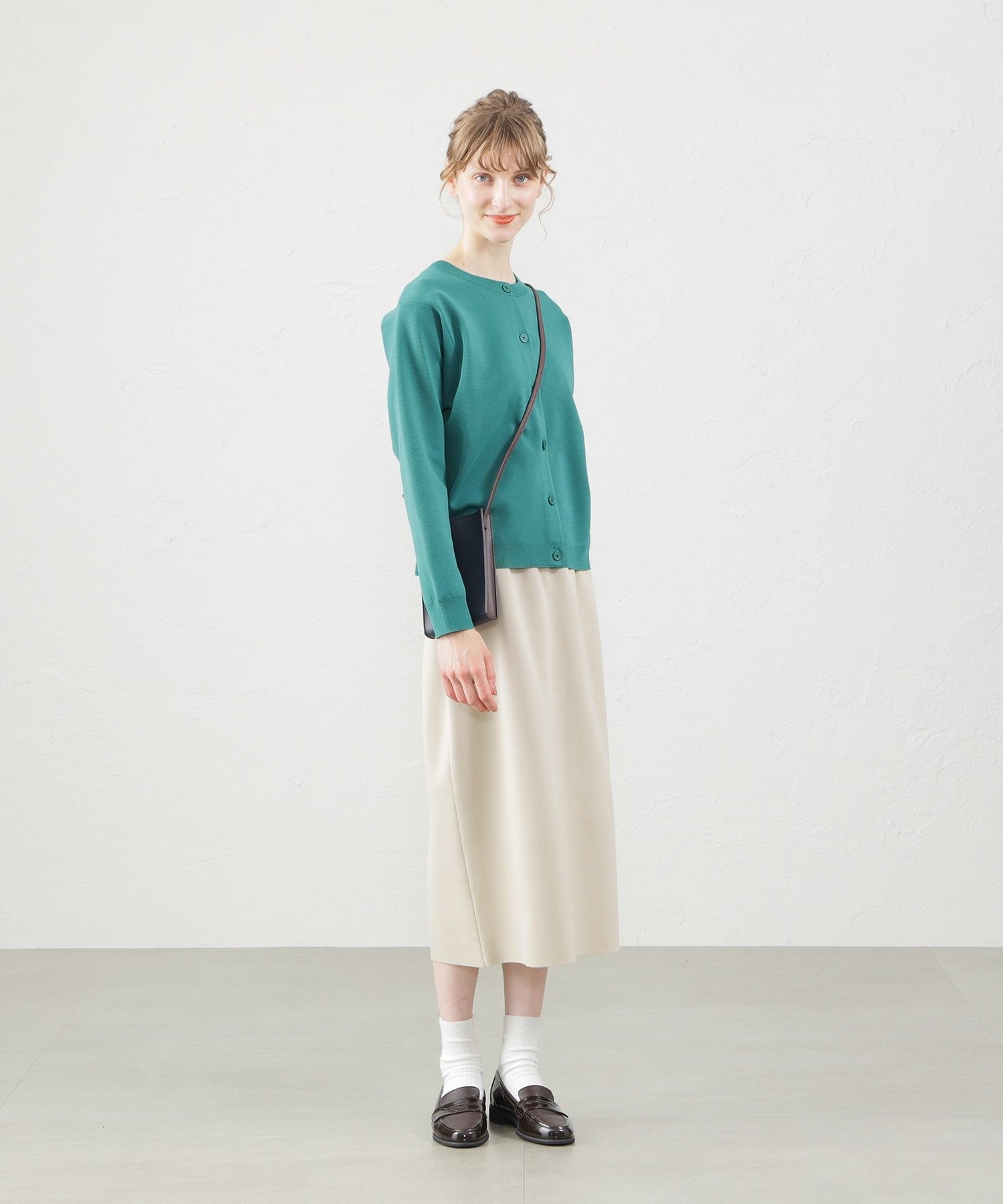 2301-H5N0447272__K,72,