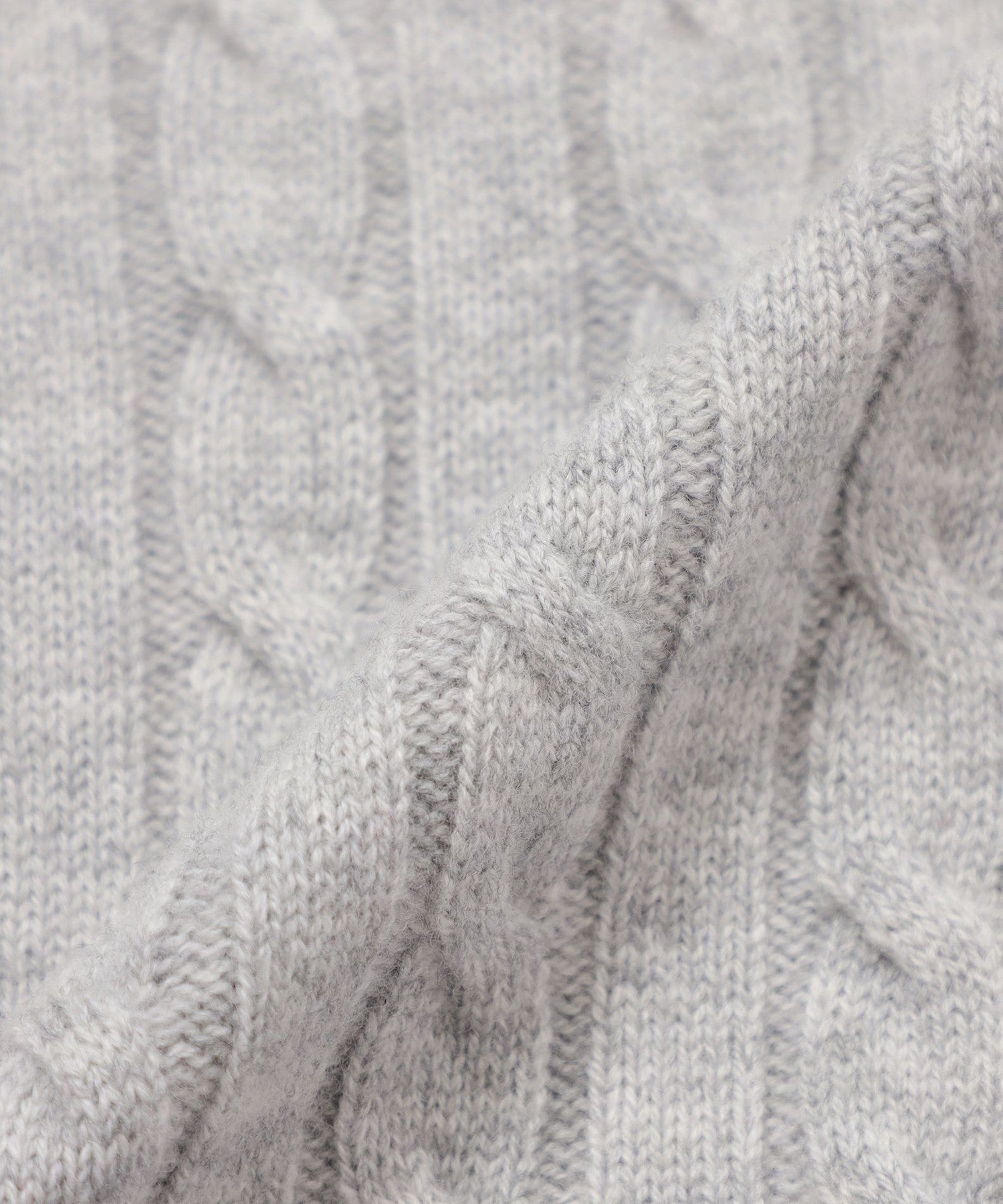 2301-H5N0461340__R,40,