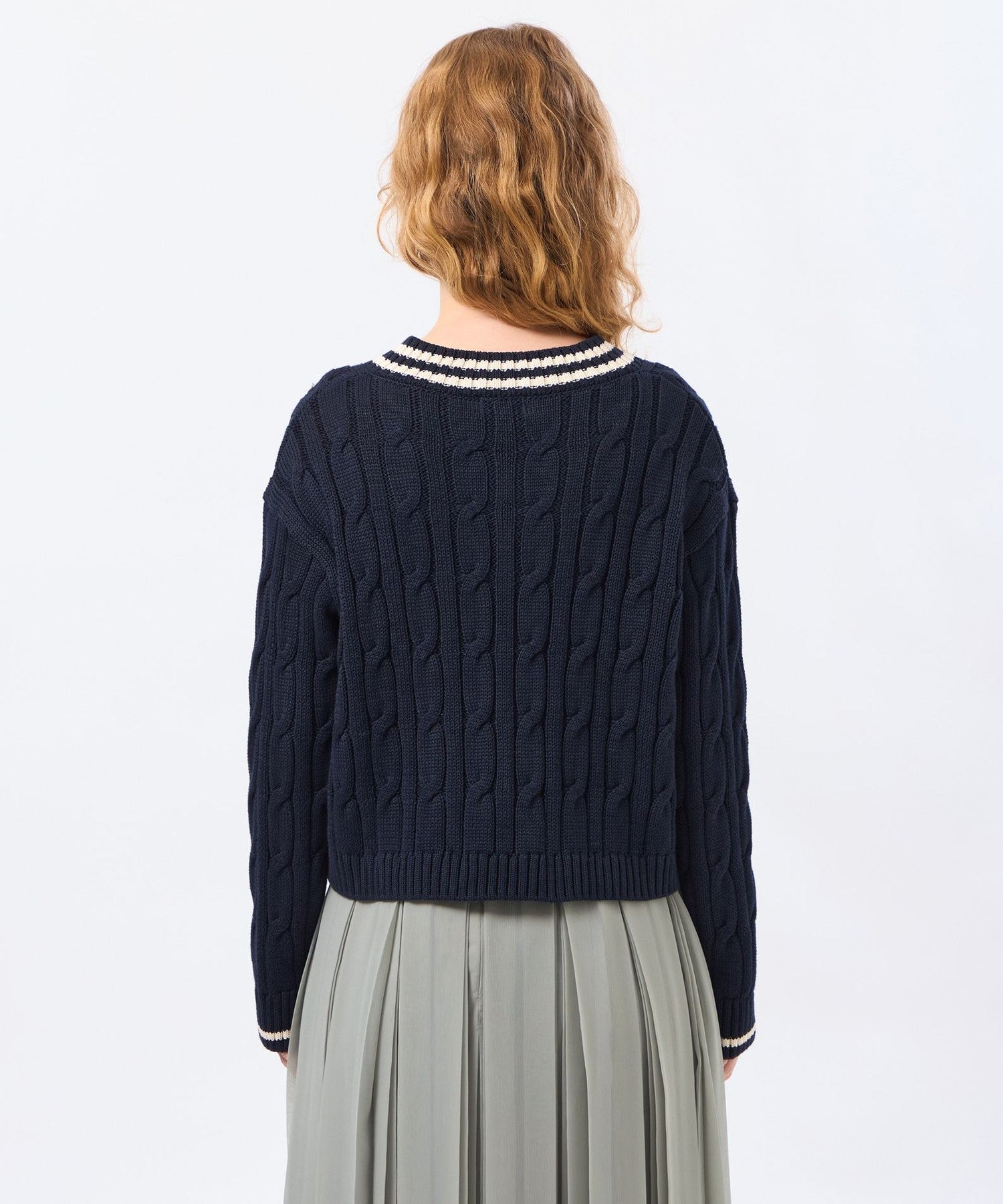 2301-H5N3176129__M,29,