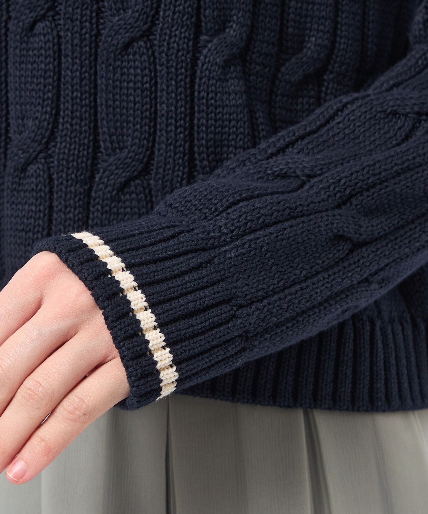 2301-H5N3176129__N,29,