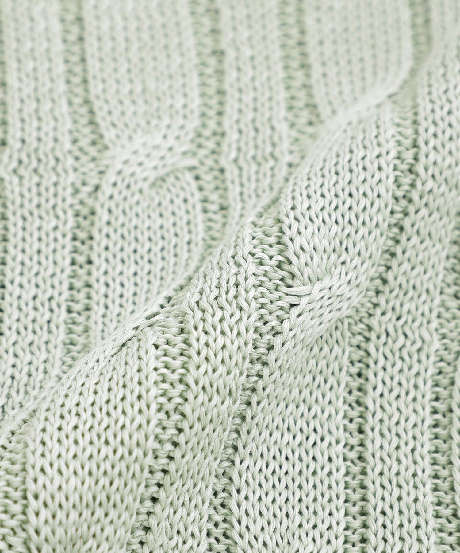 2301-H5N3176129__P,29,