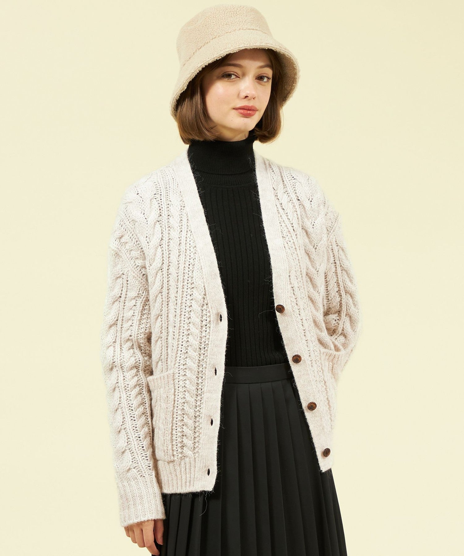 2301-H5N3440203__A,03,モデル身長174cm 着用サイズ：38