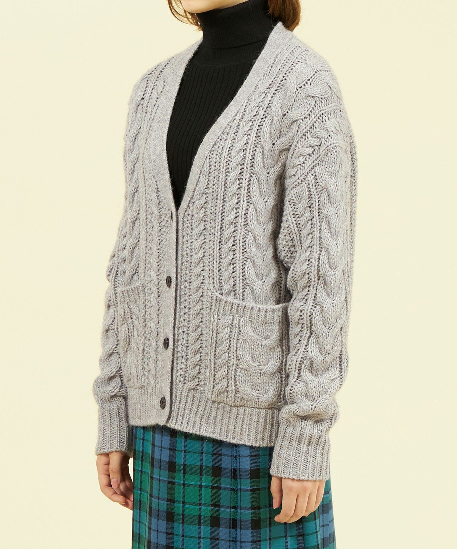 2301-H5N3440206__L,06,