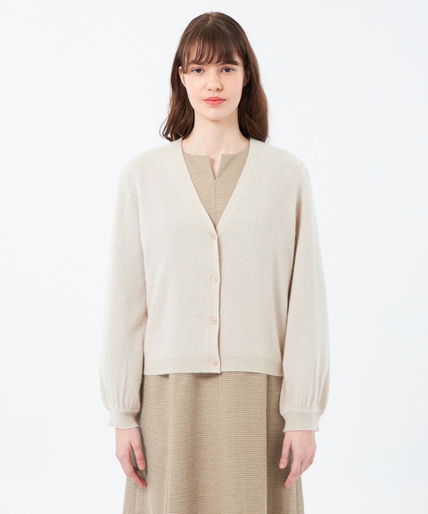 2301-H5N3463040__L,40,