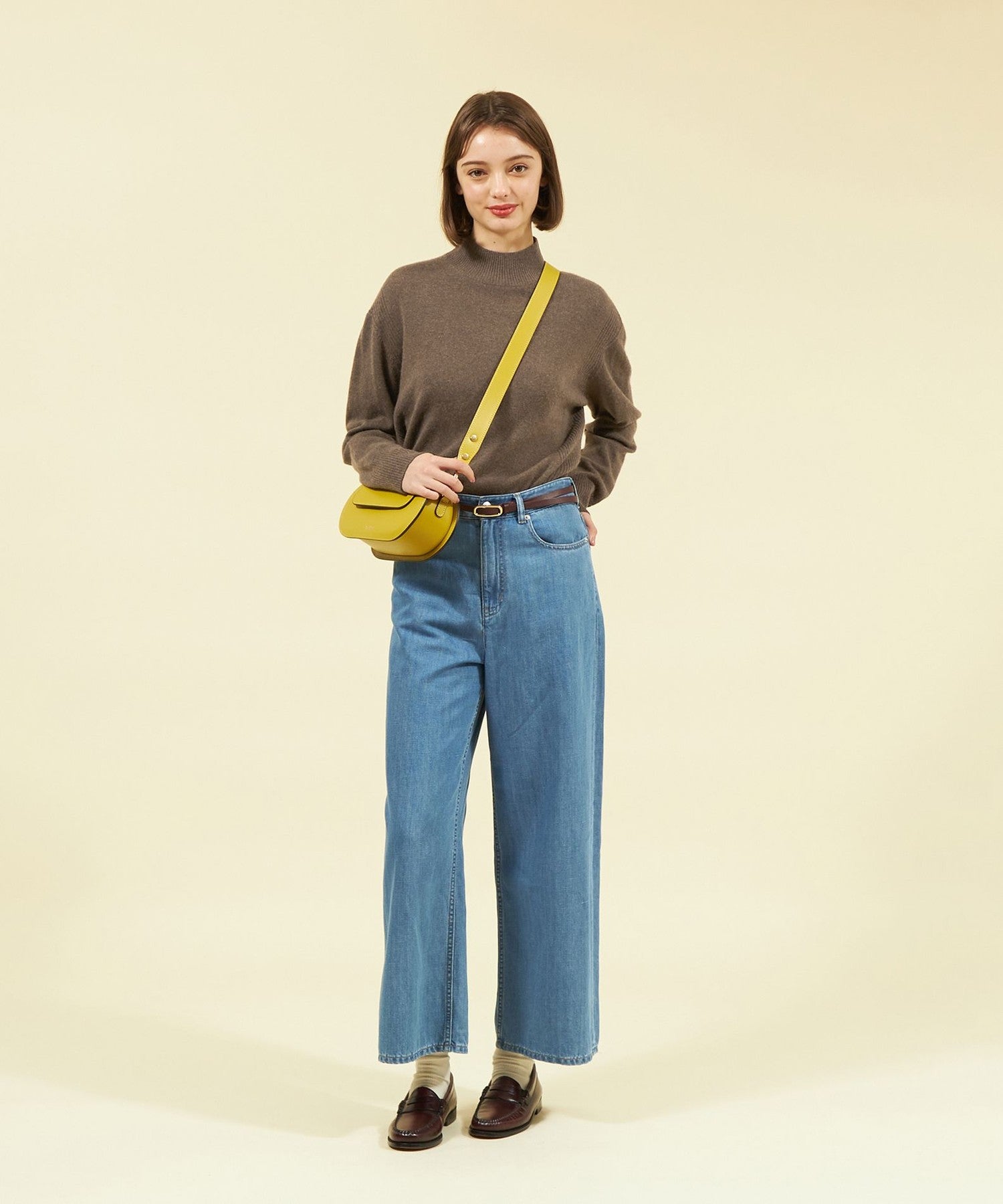 2301-H5N4140116__L,16,