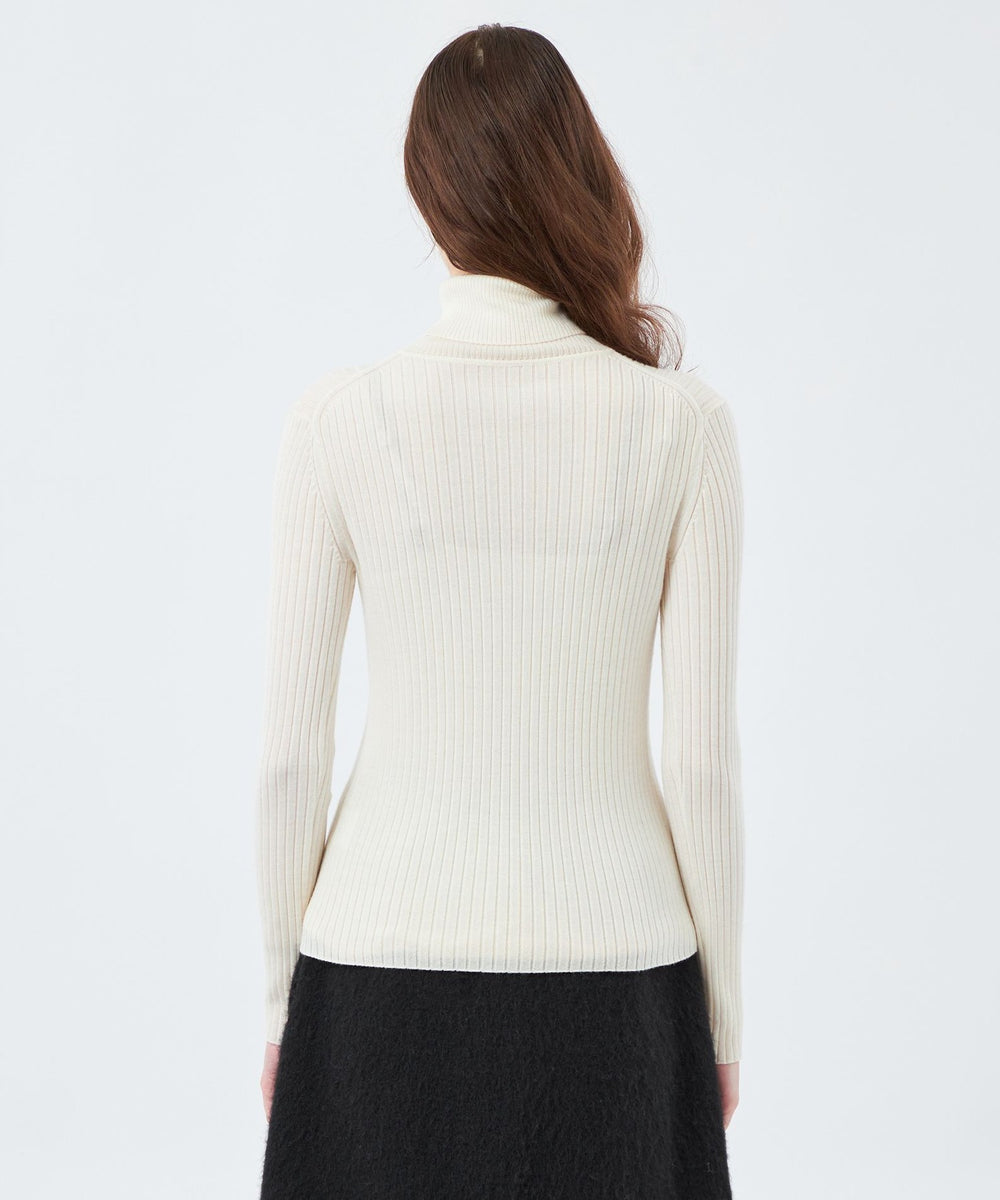 ウォッシャブルファインウールタートルニット(トップス)｜MACKINTOSH