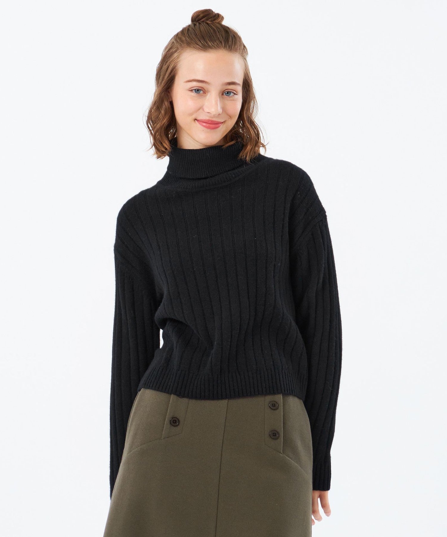 2301-H5N4161309__A,09,モデル身長175cm 着用サイズ：38