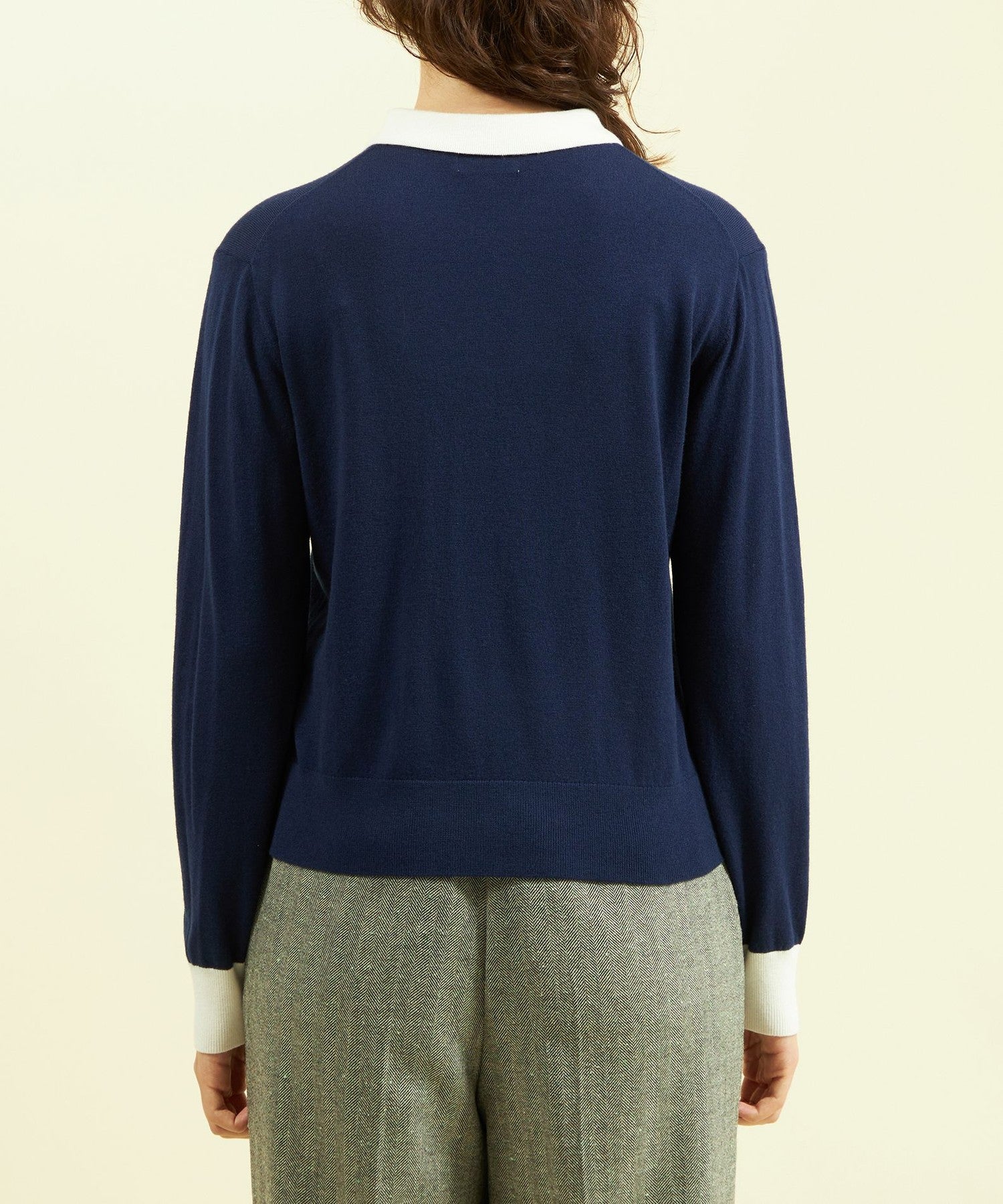 2301-H5N5149029__N,29,