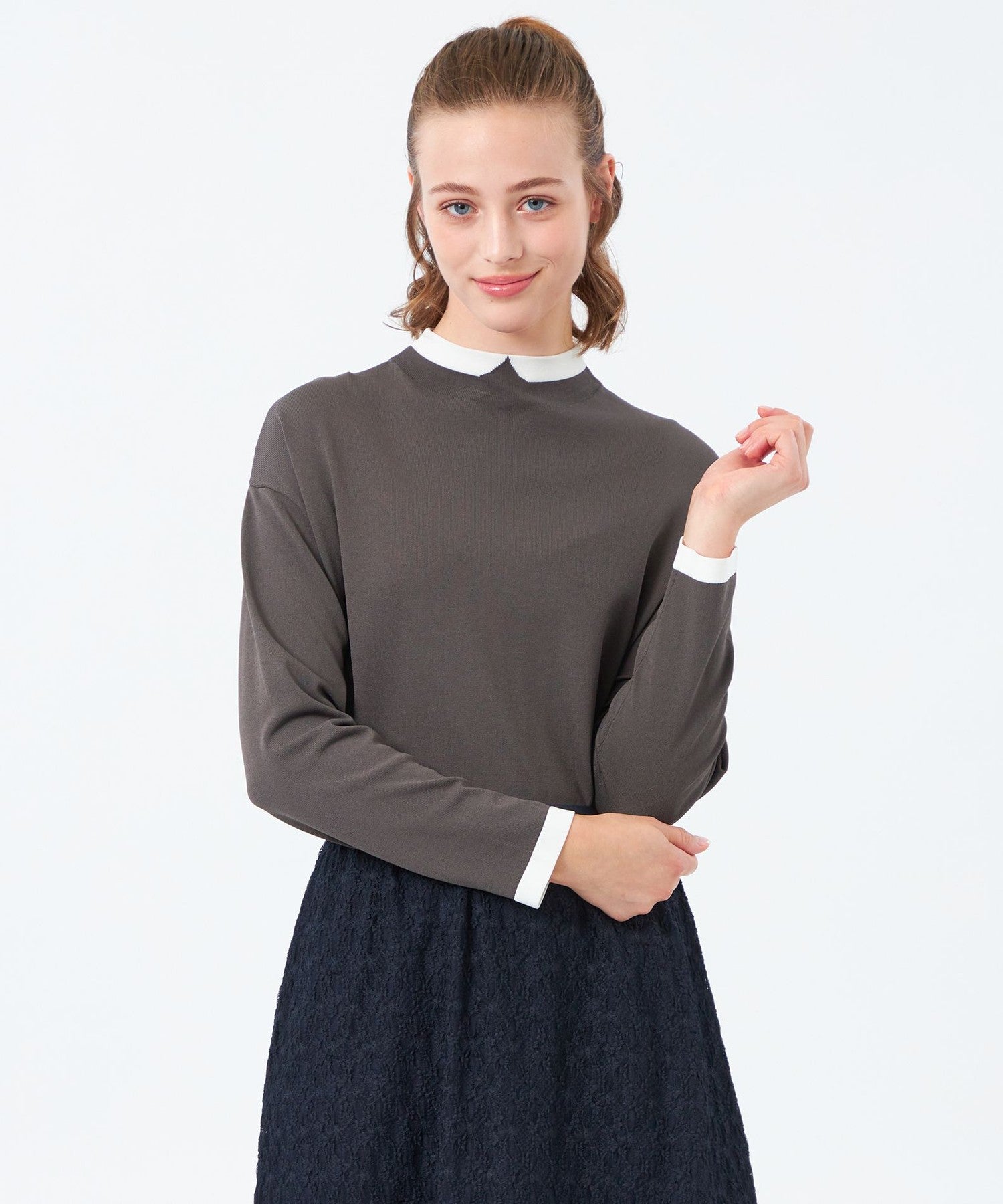 2301-H5N5160007__A,07,モデル身長175cm 着用サイズ：38