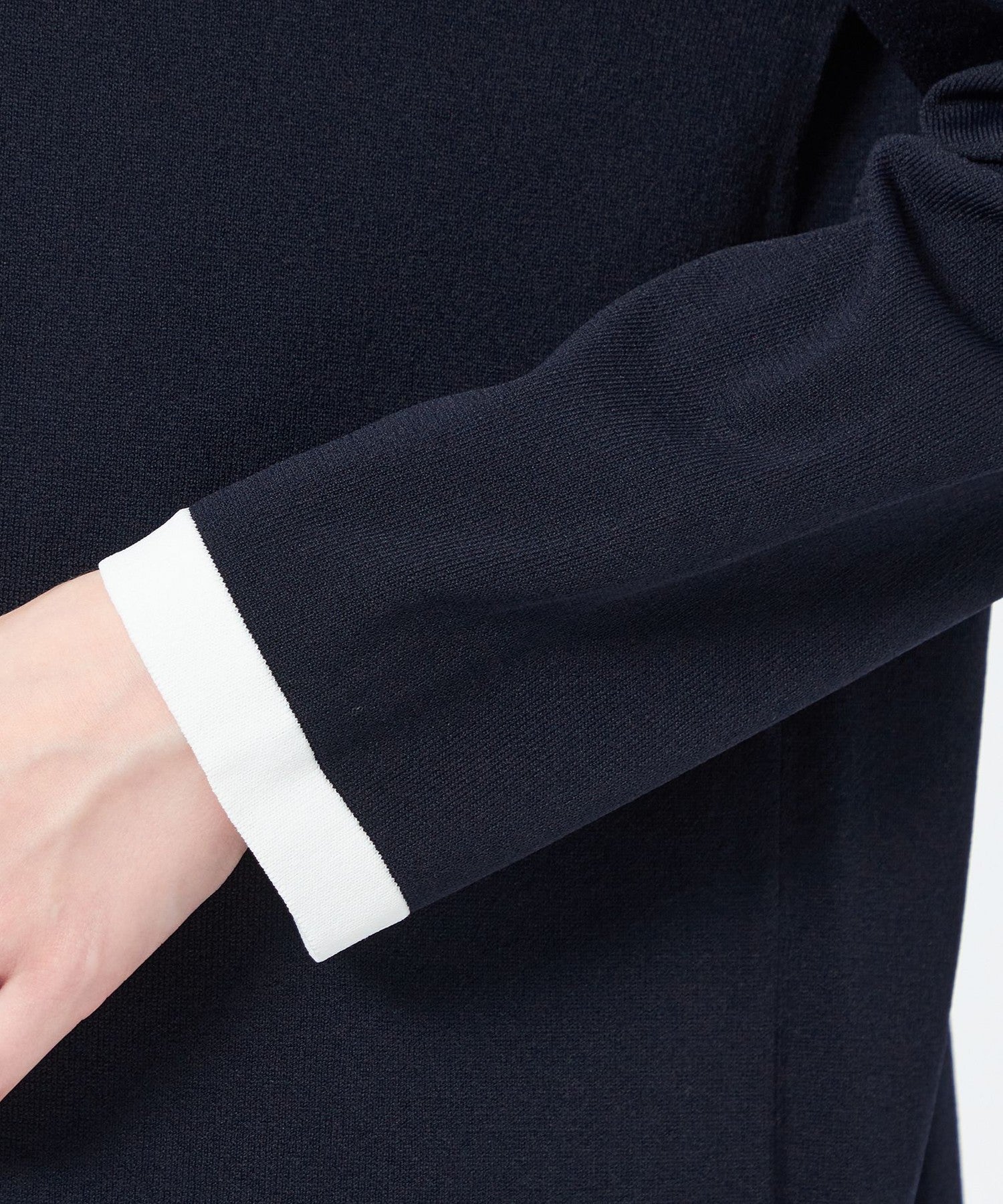 2301-H5N5160029__P,29,