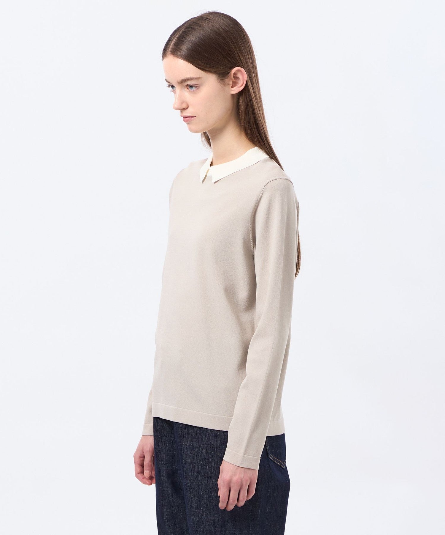 2301-H5N5175142__N,42,