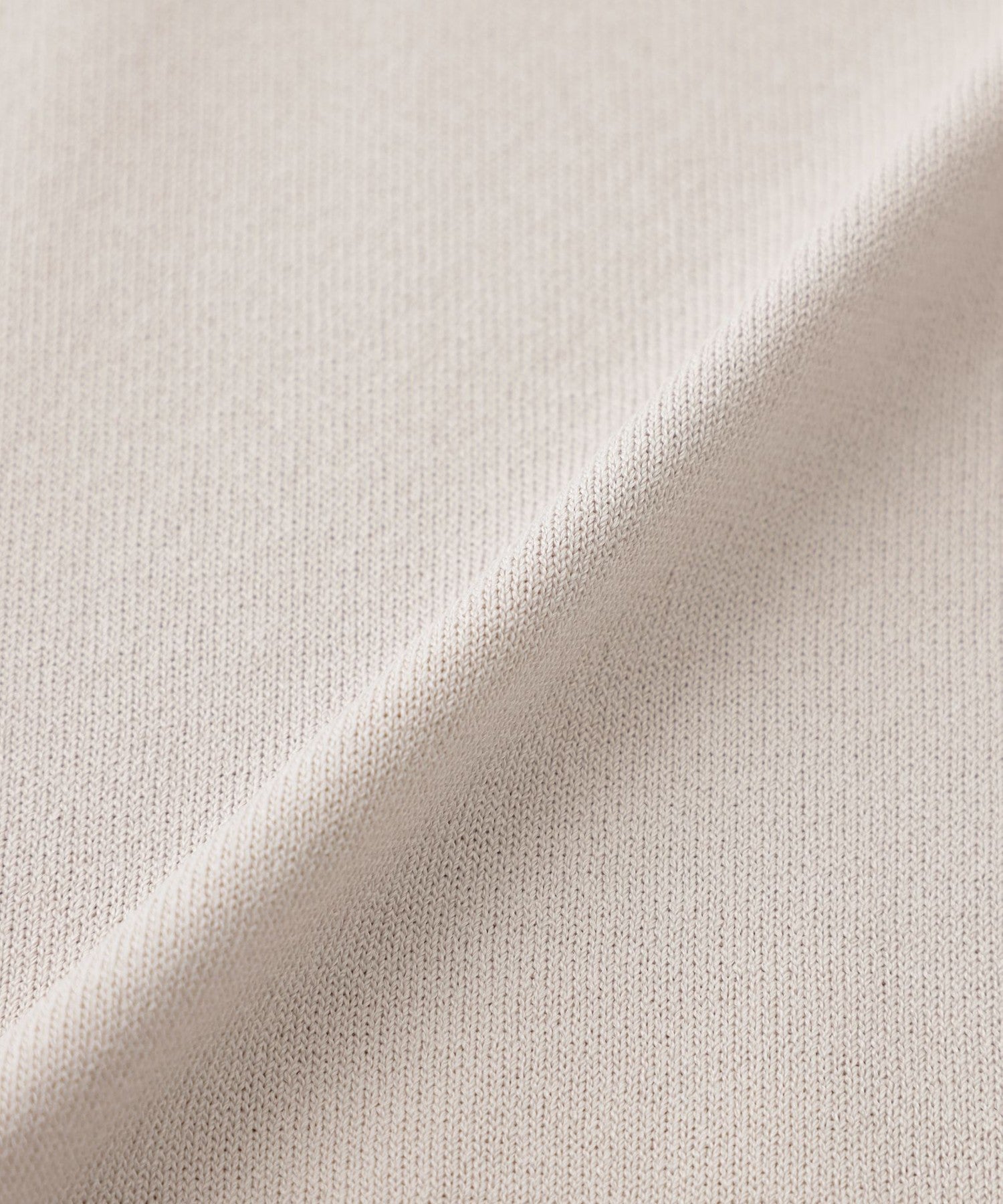 2301-H5N5175142__T,42,