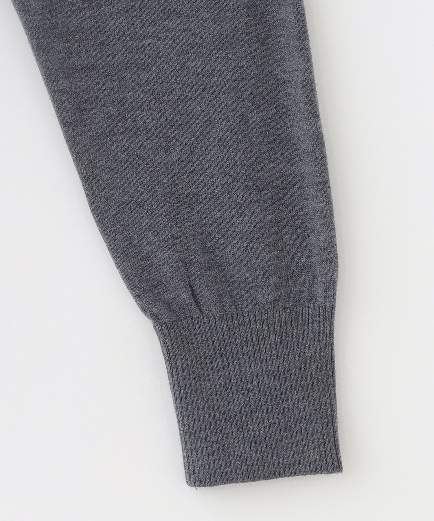 2301-H5N5869508__K,08,