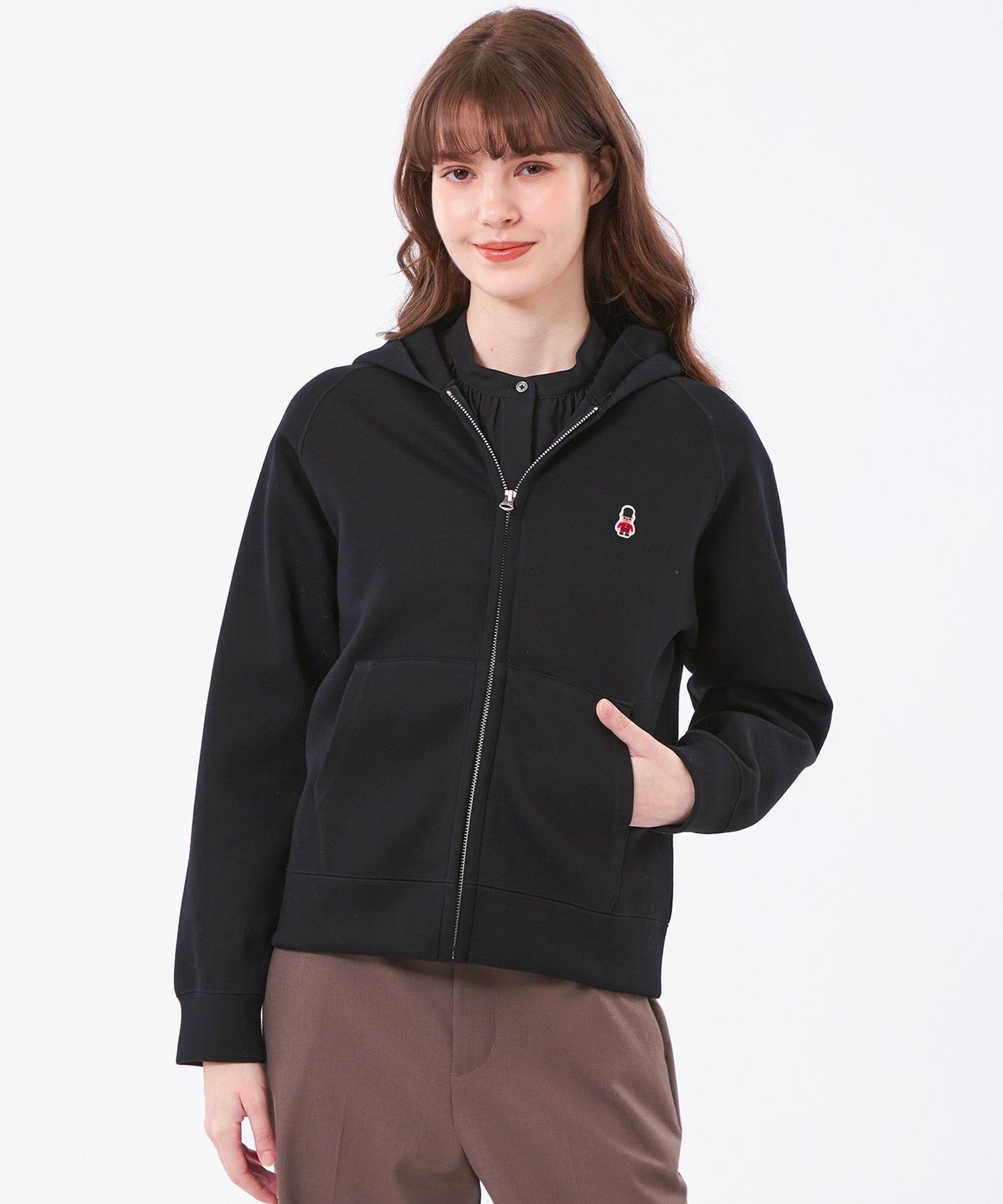 2301-H5P1064709__A,09,モデル身長173cm 着用サイズ：38