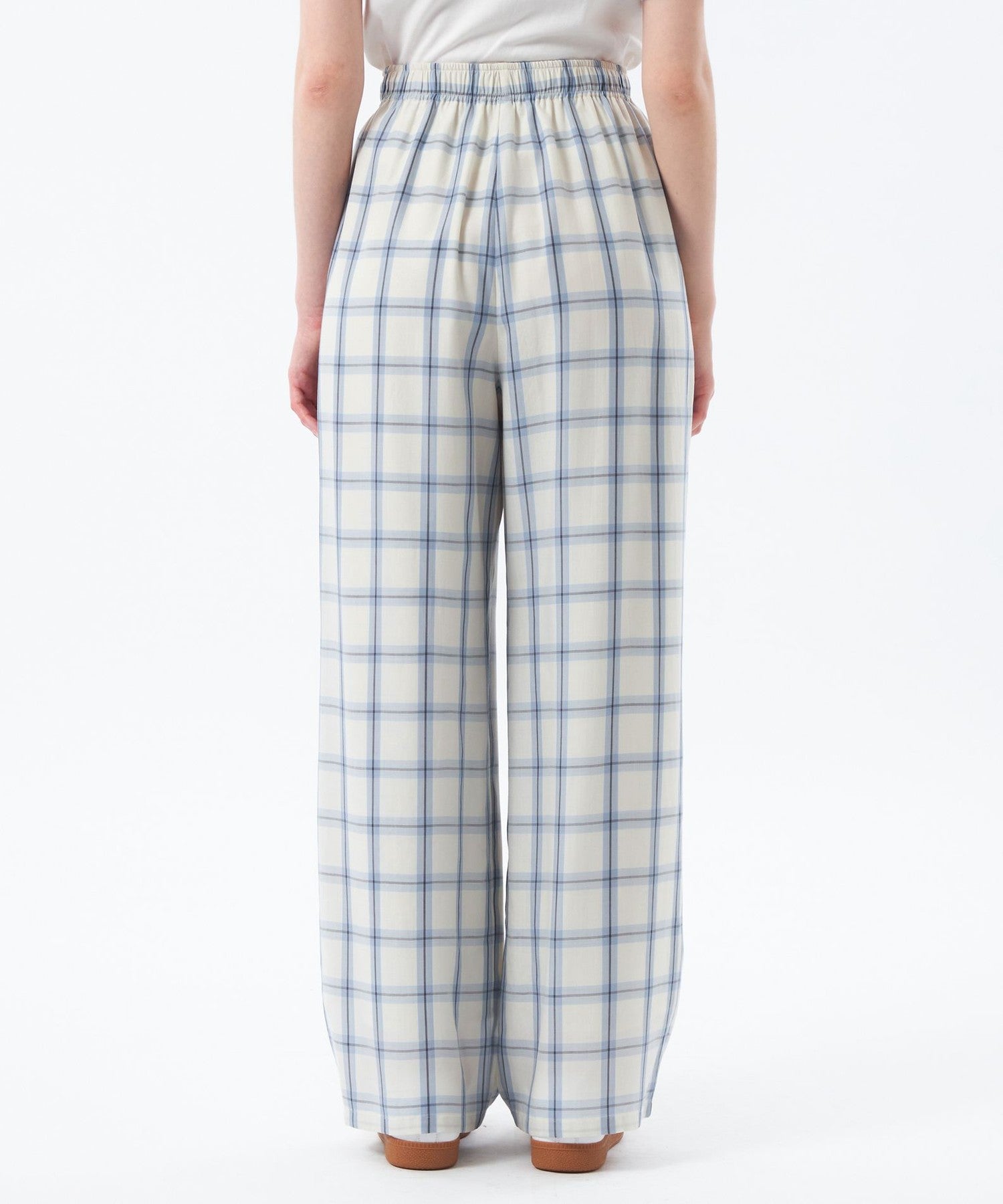 2301-H5R1856102__M,02,