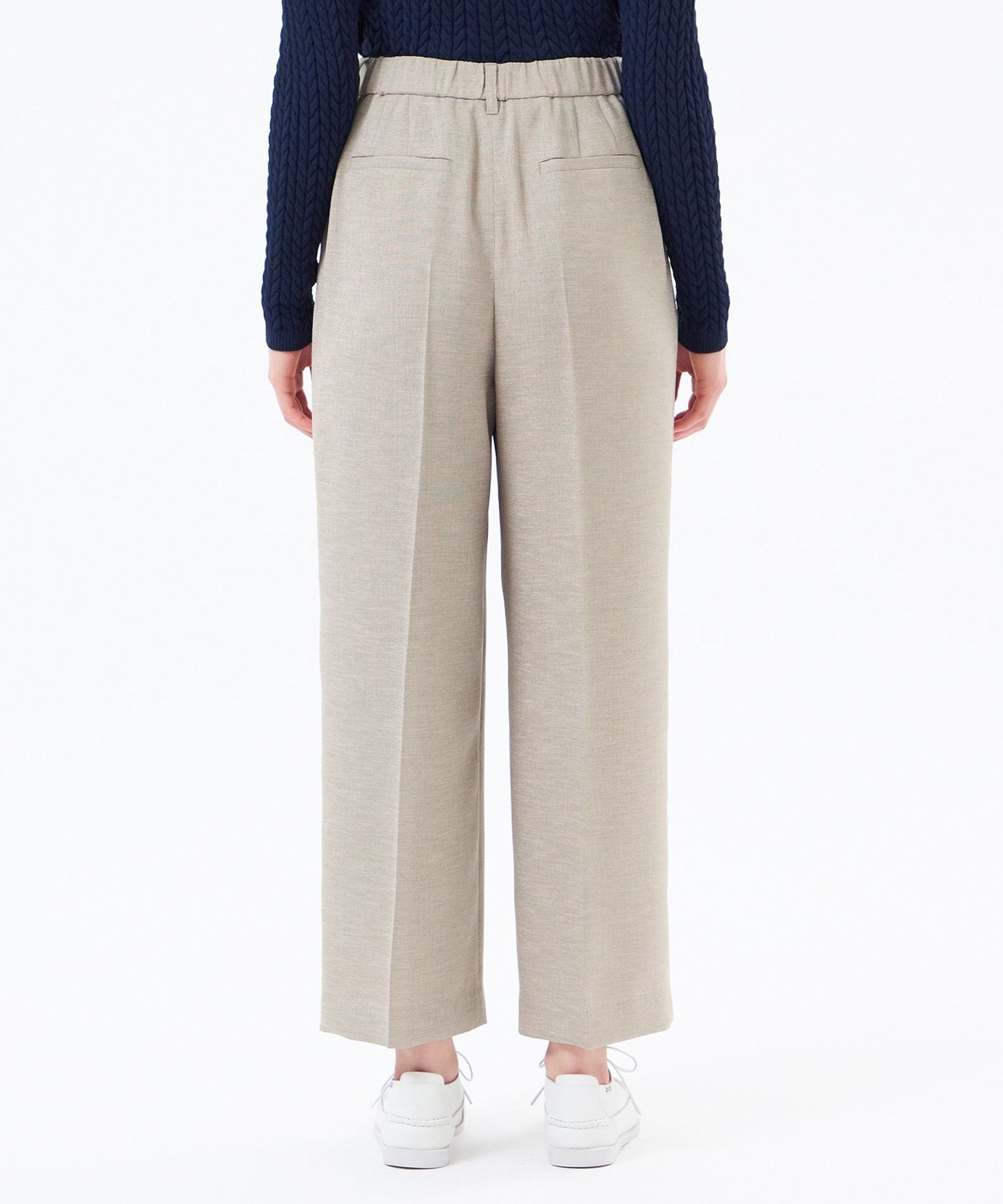 2301-H5R5174540__M,40,