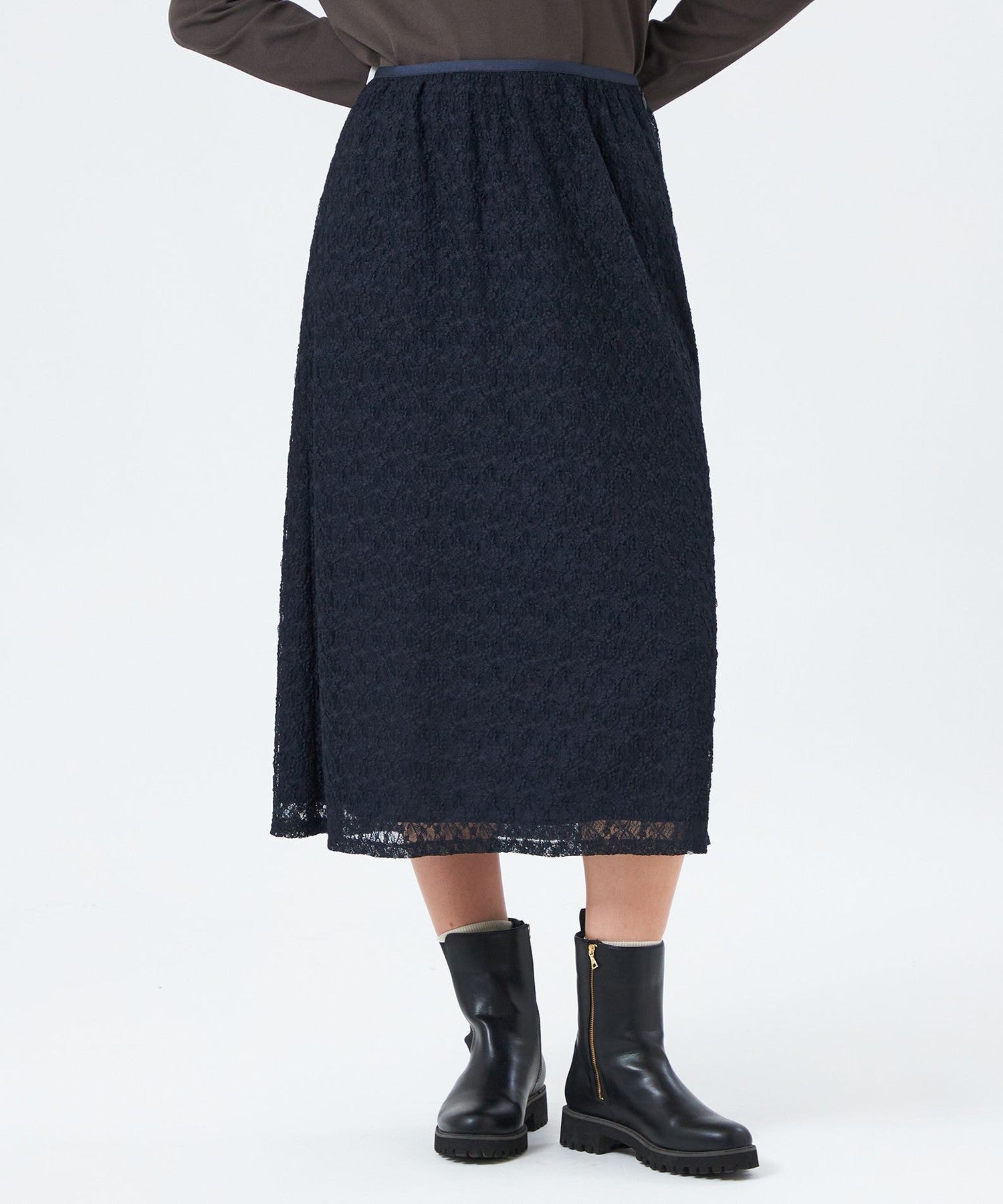 2301-H5S0668929__A,29,モデル身長175cm 着用サイズ：38