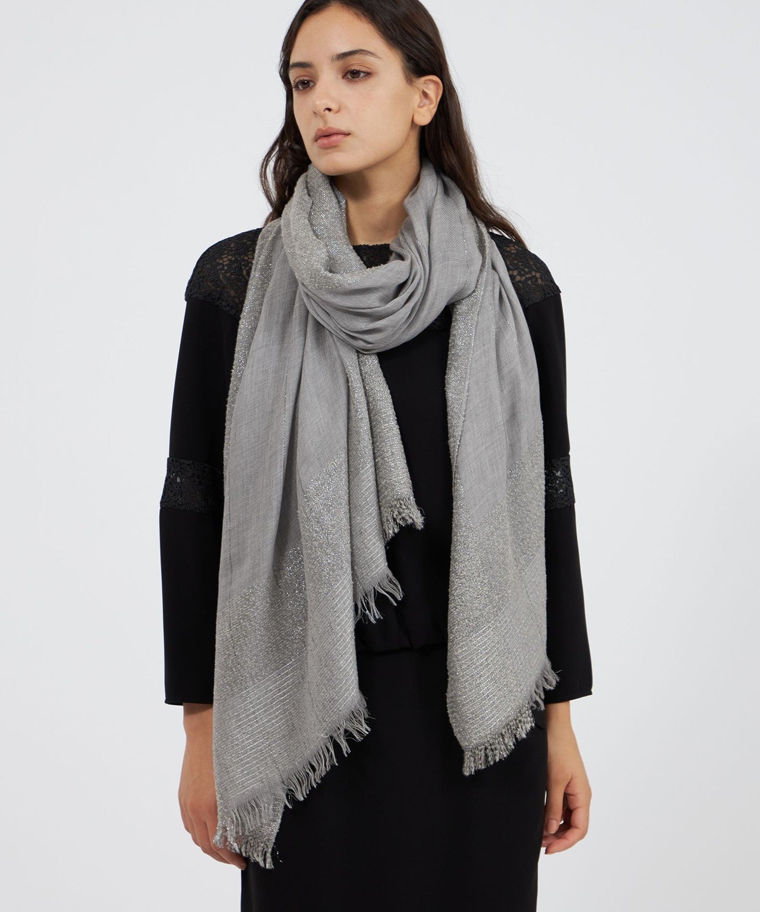 2321-M570260506__,06,