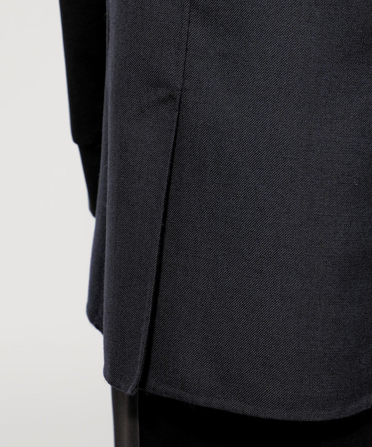 2321-M5E0943428__P,28,