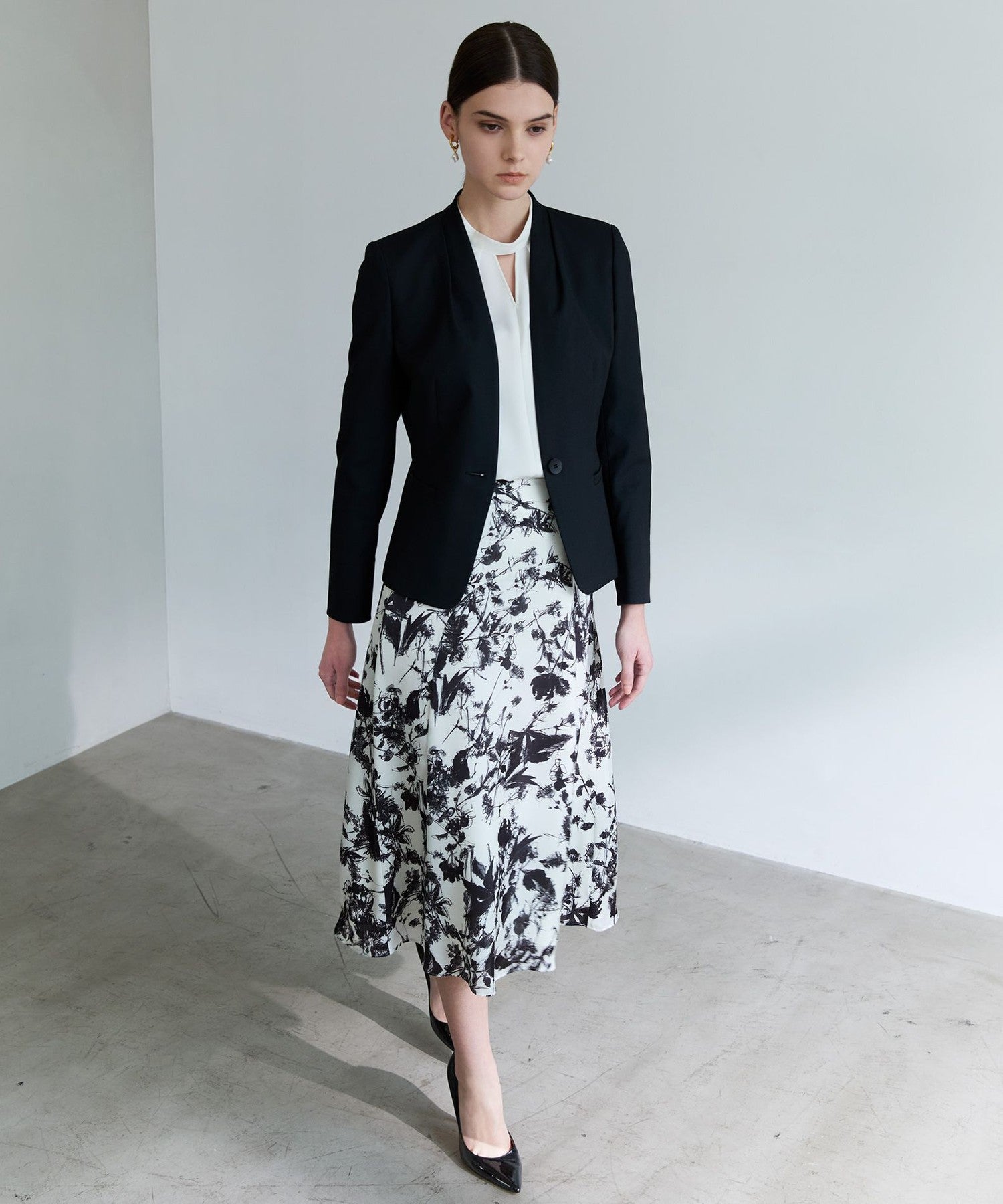 2321-M5E1853612__A,12,