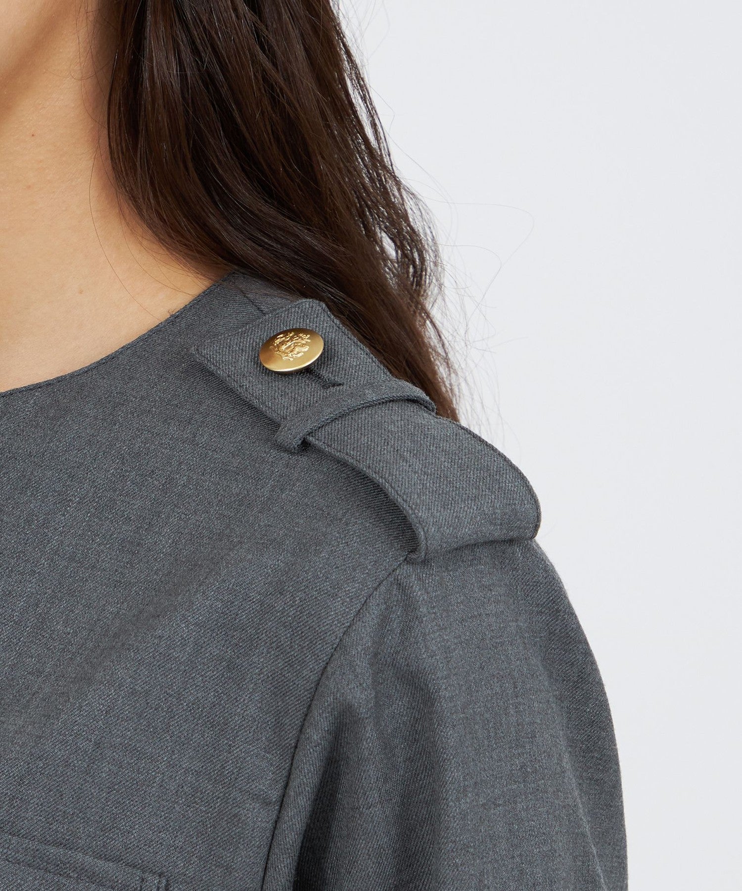 2321-M5E2662706__M,06,