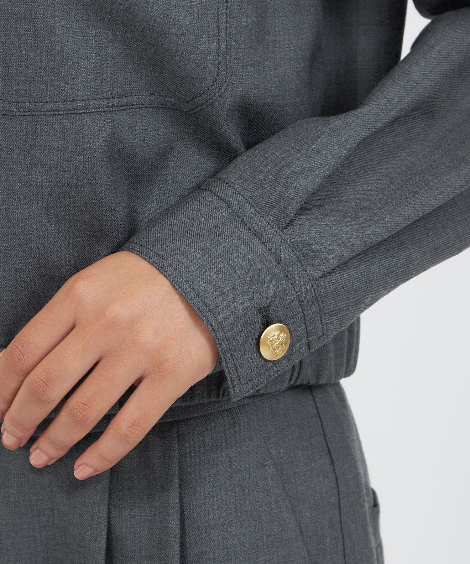 2321-M5E2662706__N,06,