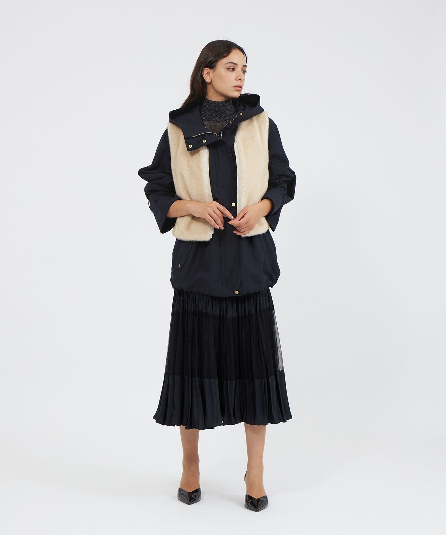 2321-M5E3165740__I,40,