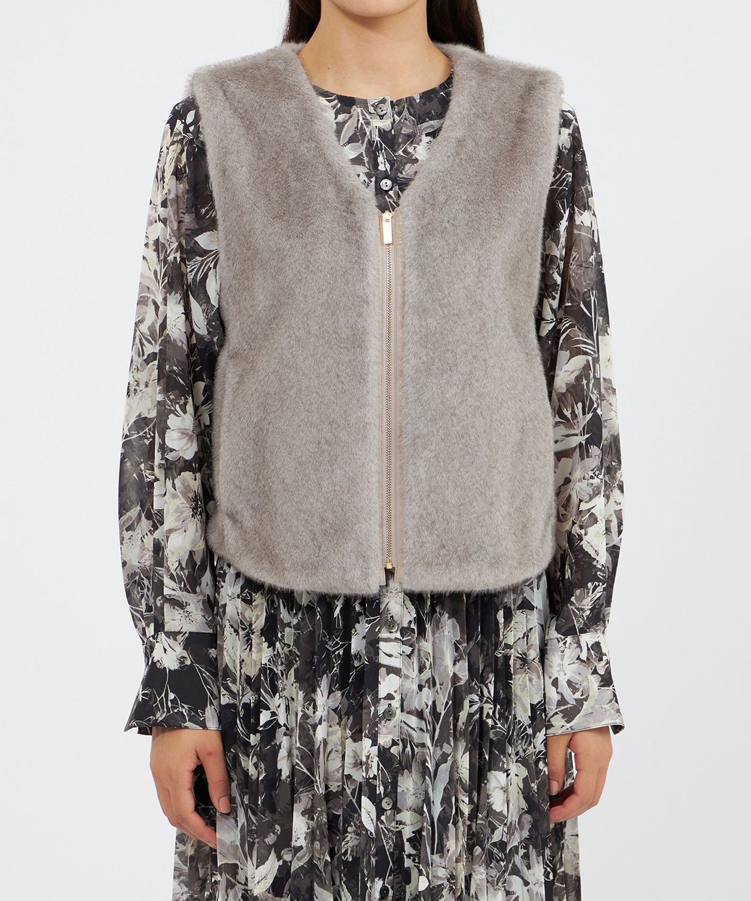 2321-M5E3165740__M,40,